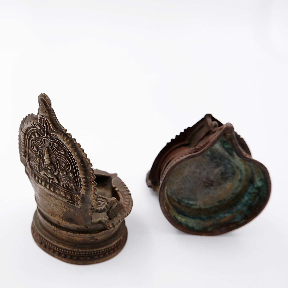 Paire de lampes à huile en bronze 