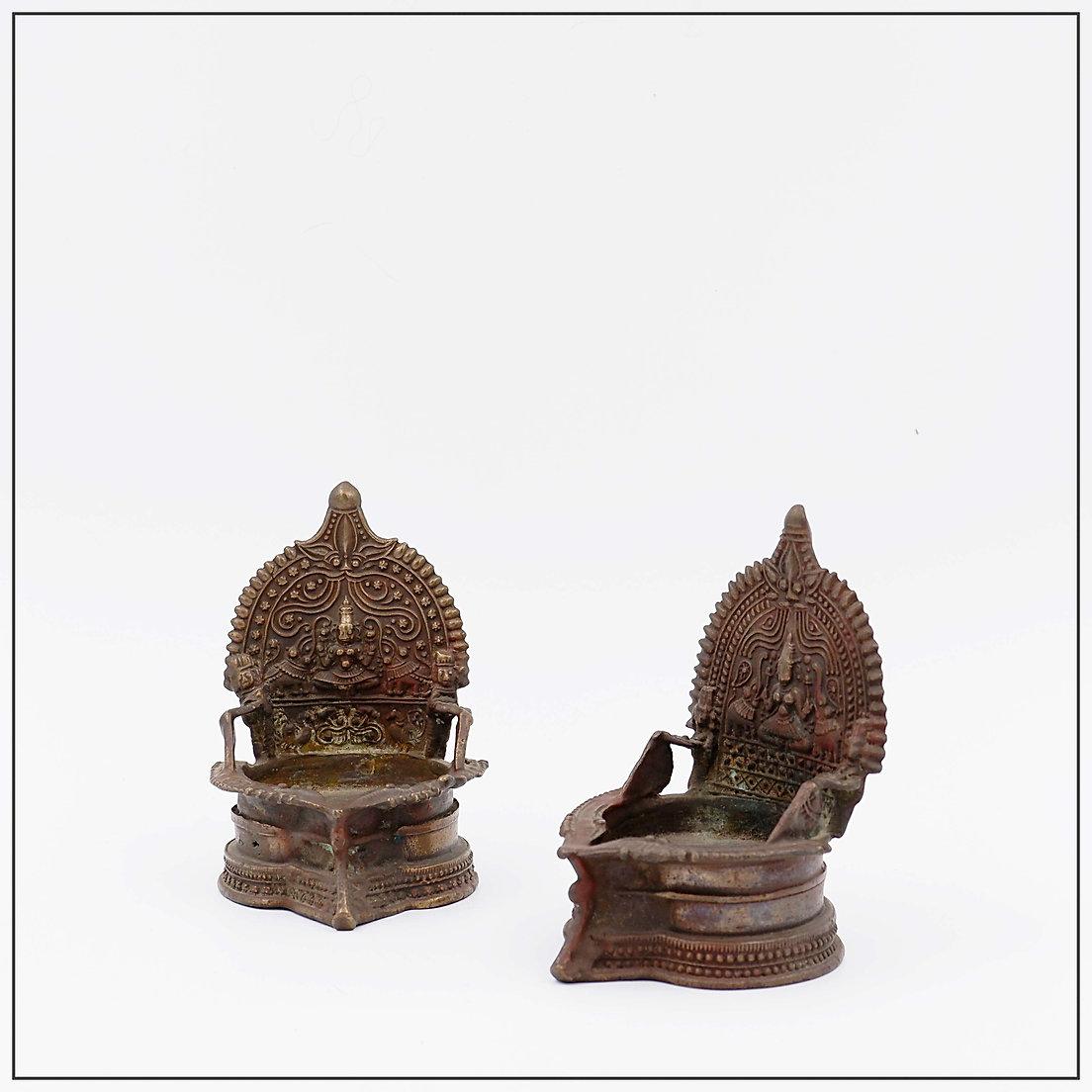 Paire de lampes à huile en bronze 