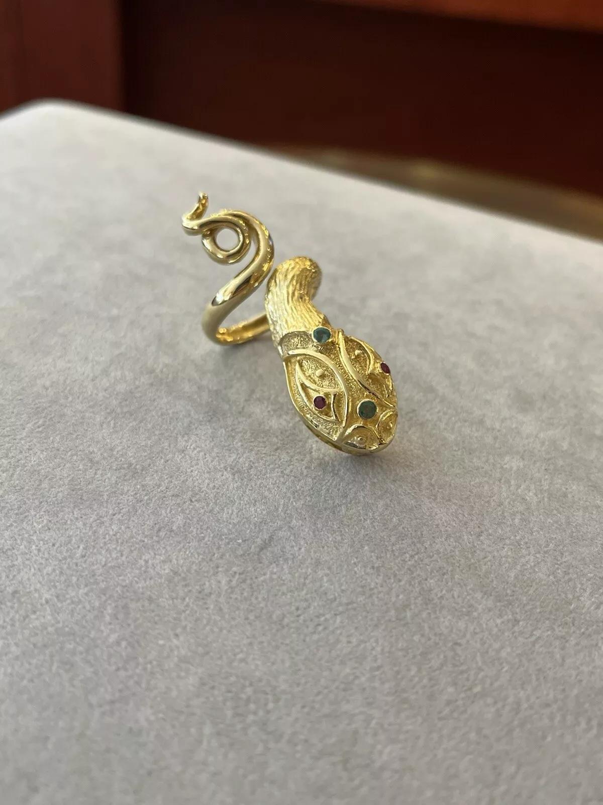Lalalounis Snake Ring with Ruby and Emeralds in 18k Yellow Gold For Sale 1