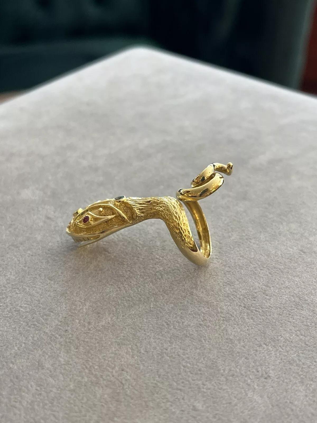 Lalalounis Snake Ring with Ruby and Emeralds in 18k Yellow Gold For Sale 3