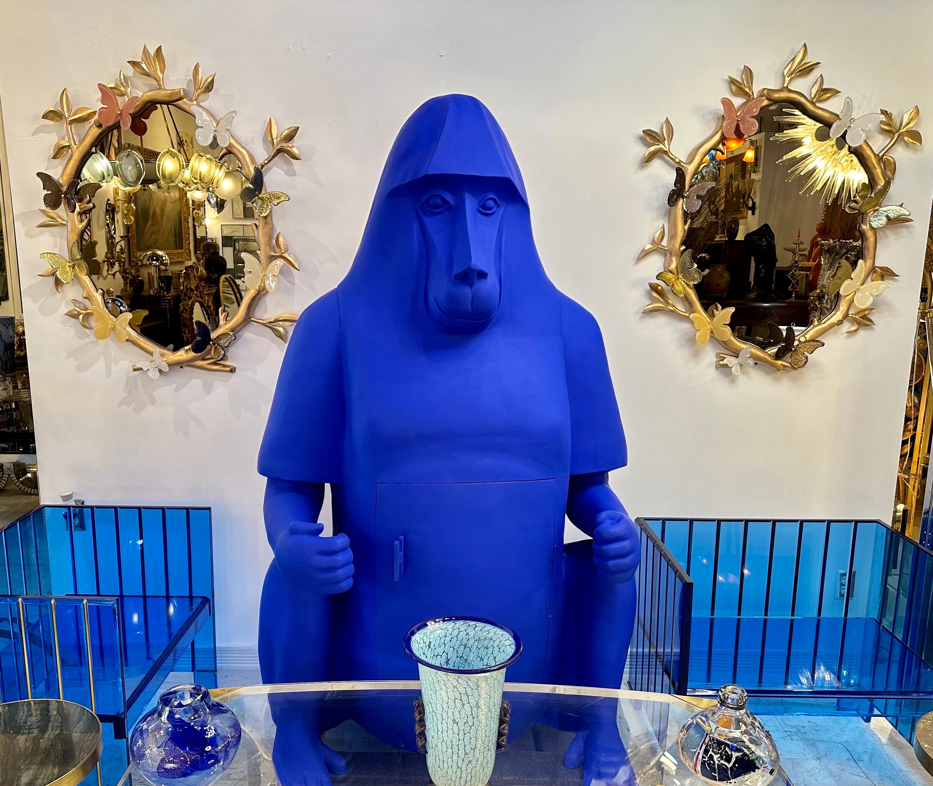 Lalanne Style Life Size Ape Shaped Dry Bar in blu vibrante in vendita 2