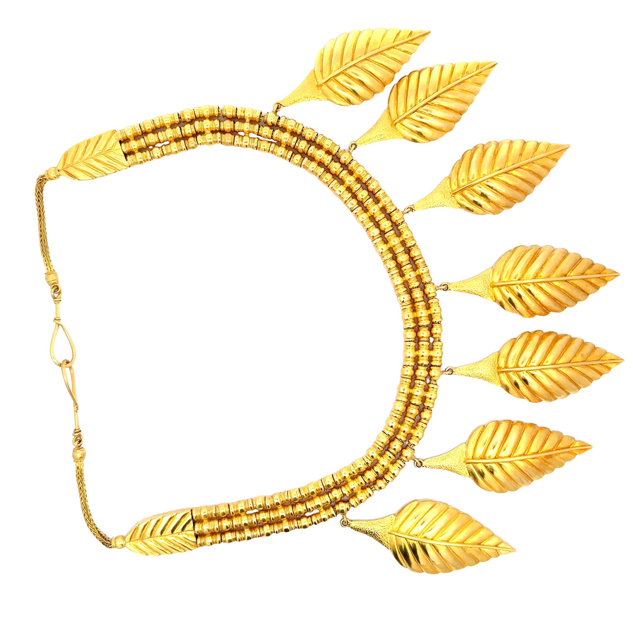Lalaoonis VinLalaoonis Vintage 156.30 Grams 24 Karat Yellow Gold Choker Necklace For Sale 1