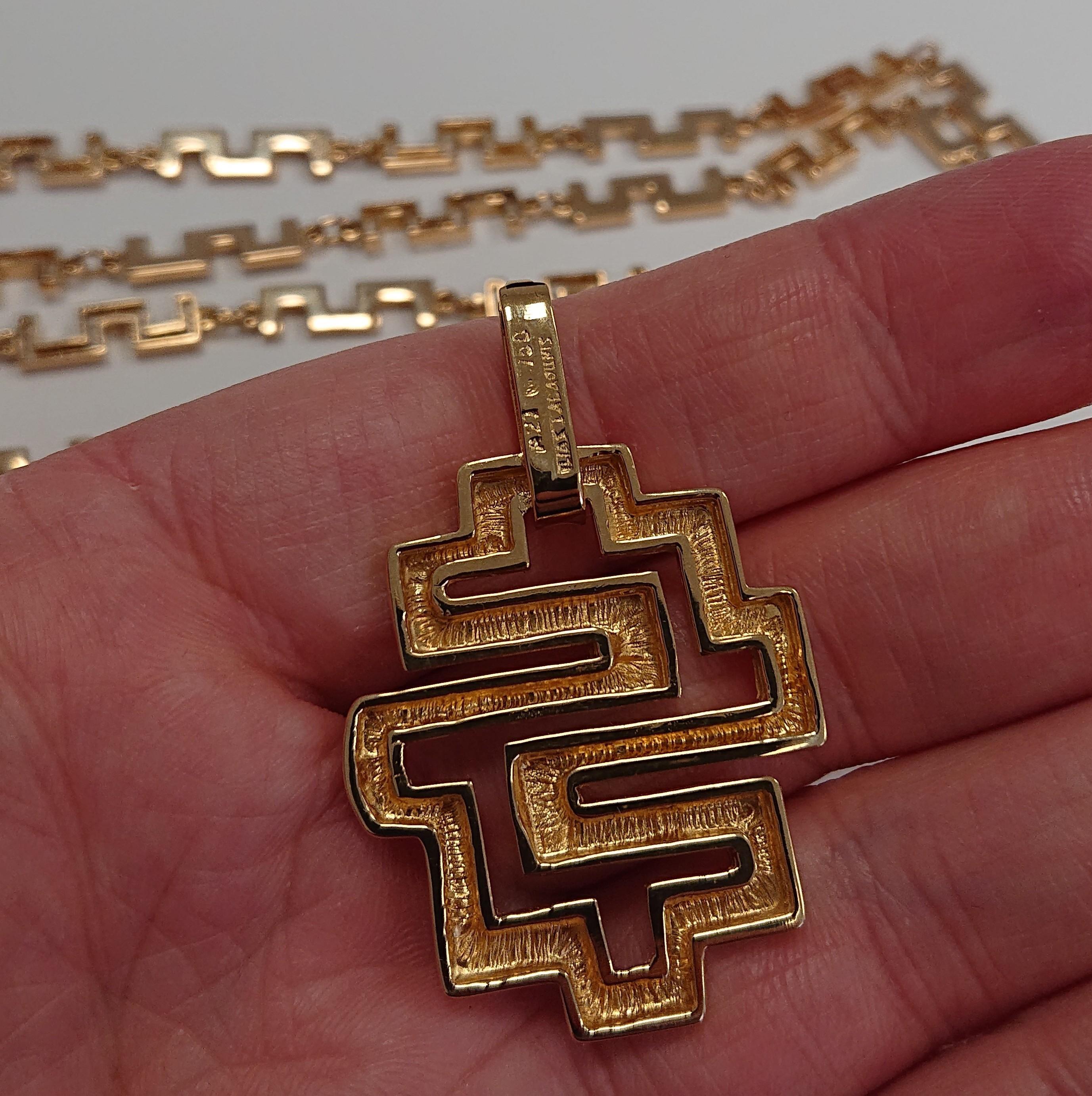 Women's Lalaounis 18 Carat Yellow Gold Geometric Link Labyrinth Pendant Necklace