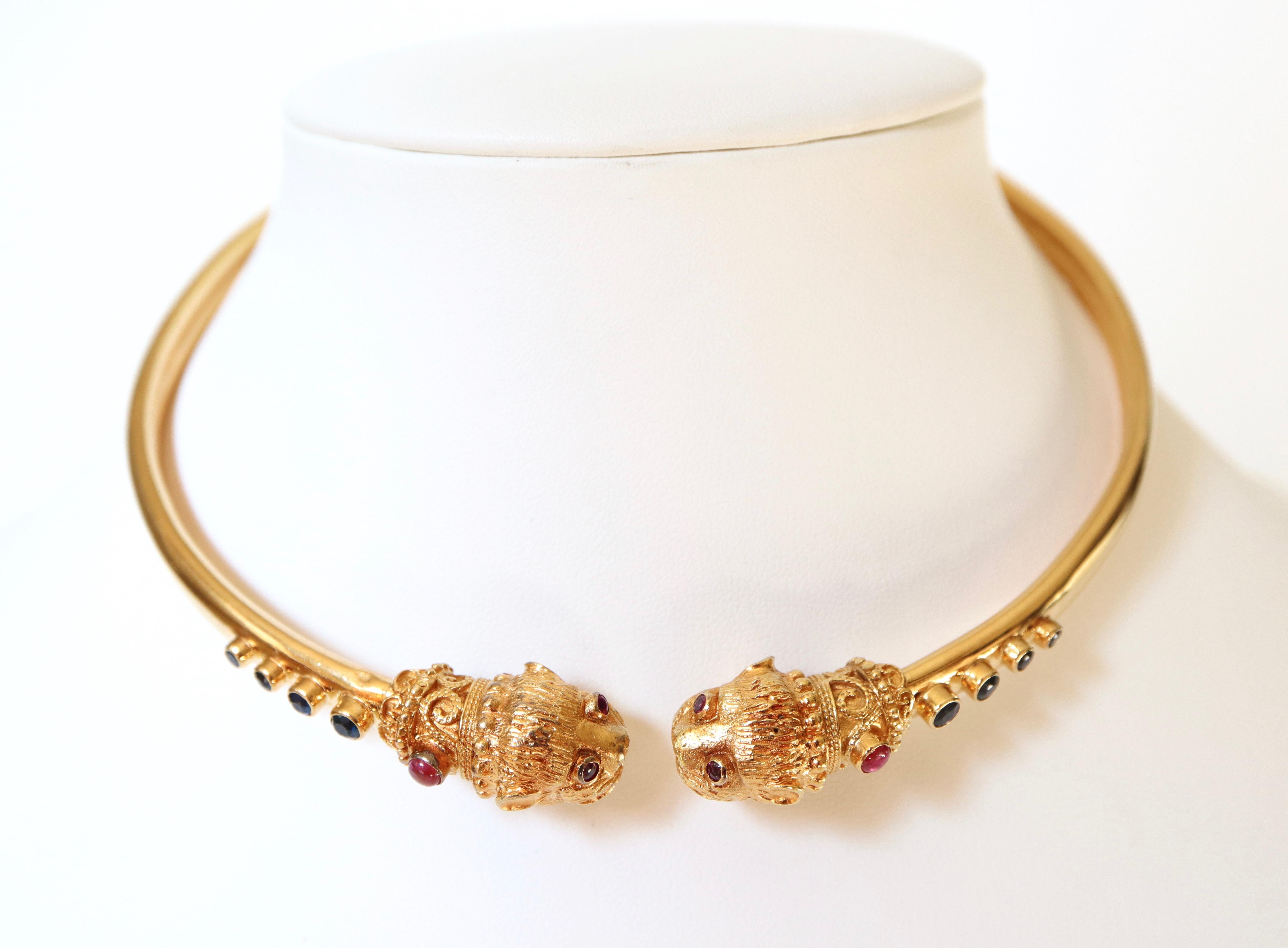 Lalaounis 18 Carat Yellow Gold, Sapphires and Rubies Lion Heads Necklace For Sale 8