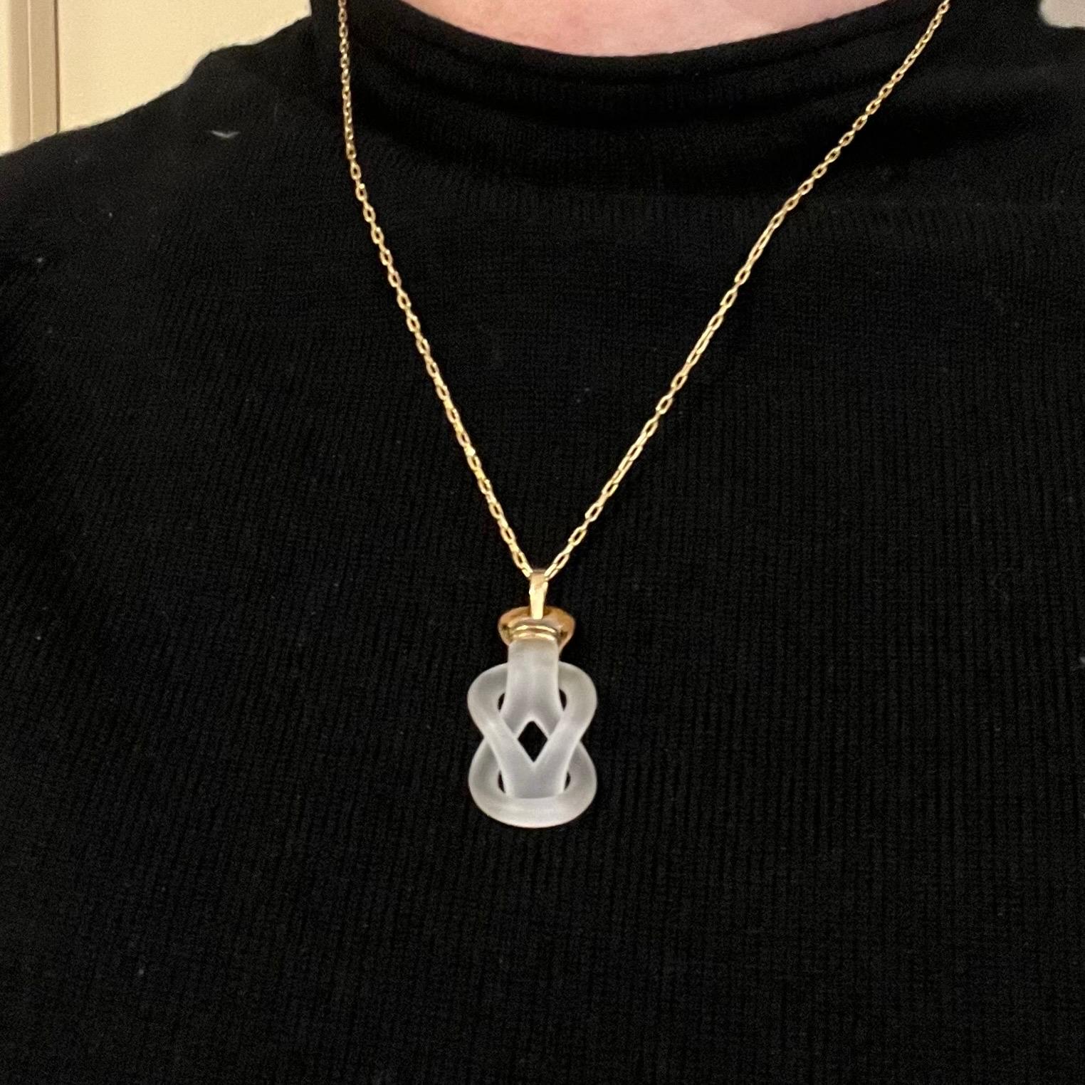 Women's or Men's Lalaounis 18 Karat Yellow Gold and Rock Crystal Herkules Knot Pendant