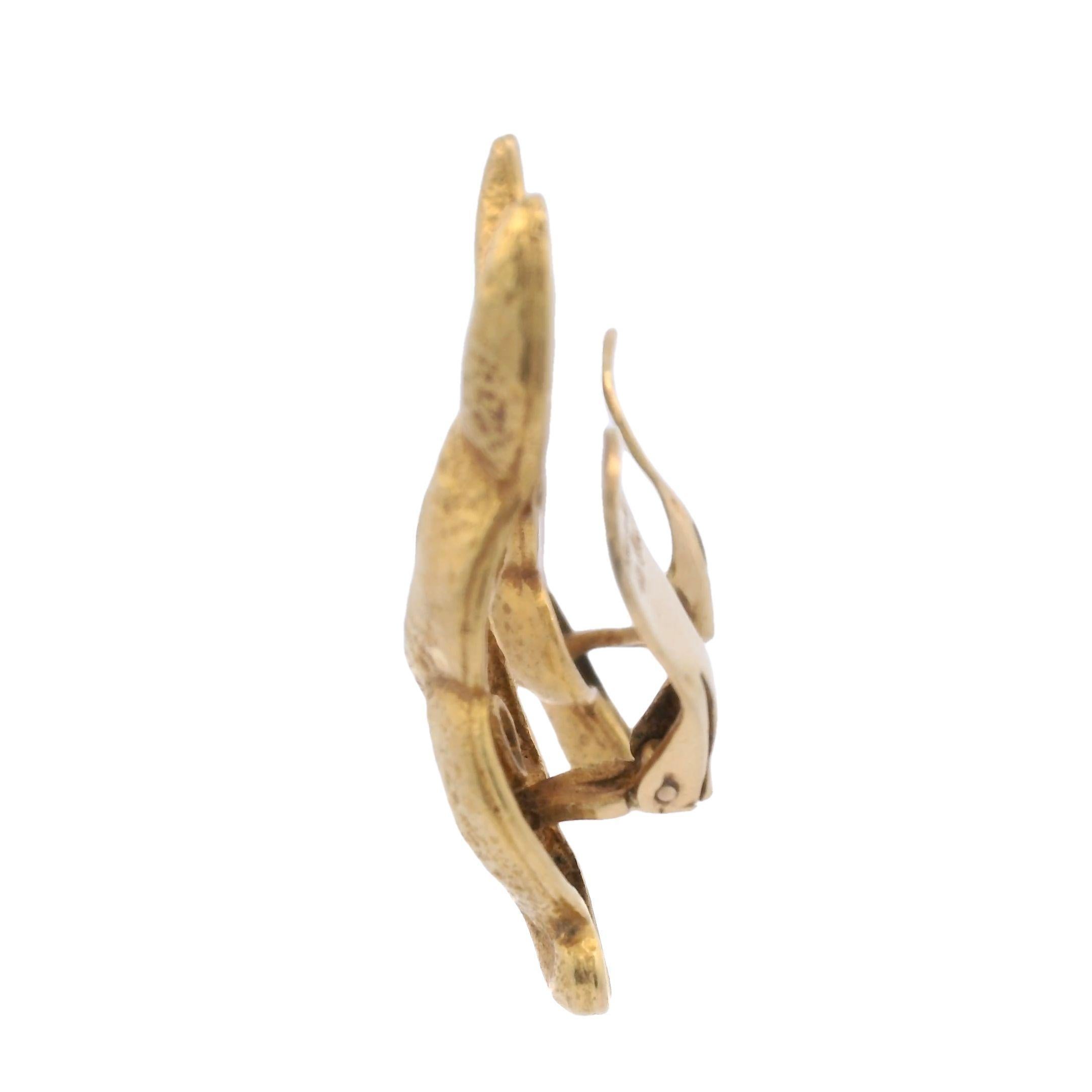 Lalaounis 1970s Angel Winged Clip on Earrings in 22 Karat Gold In Good Condition In Fairfield, CT