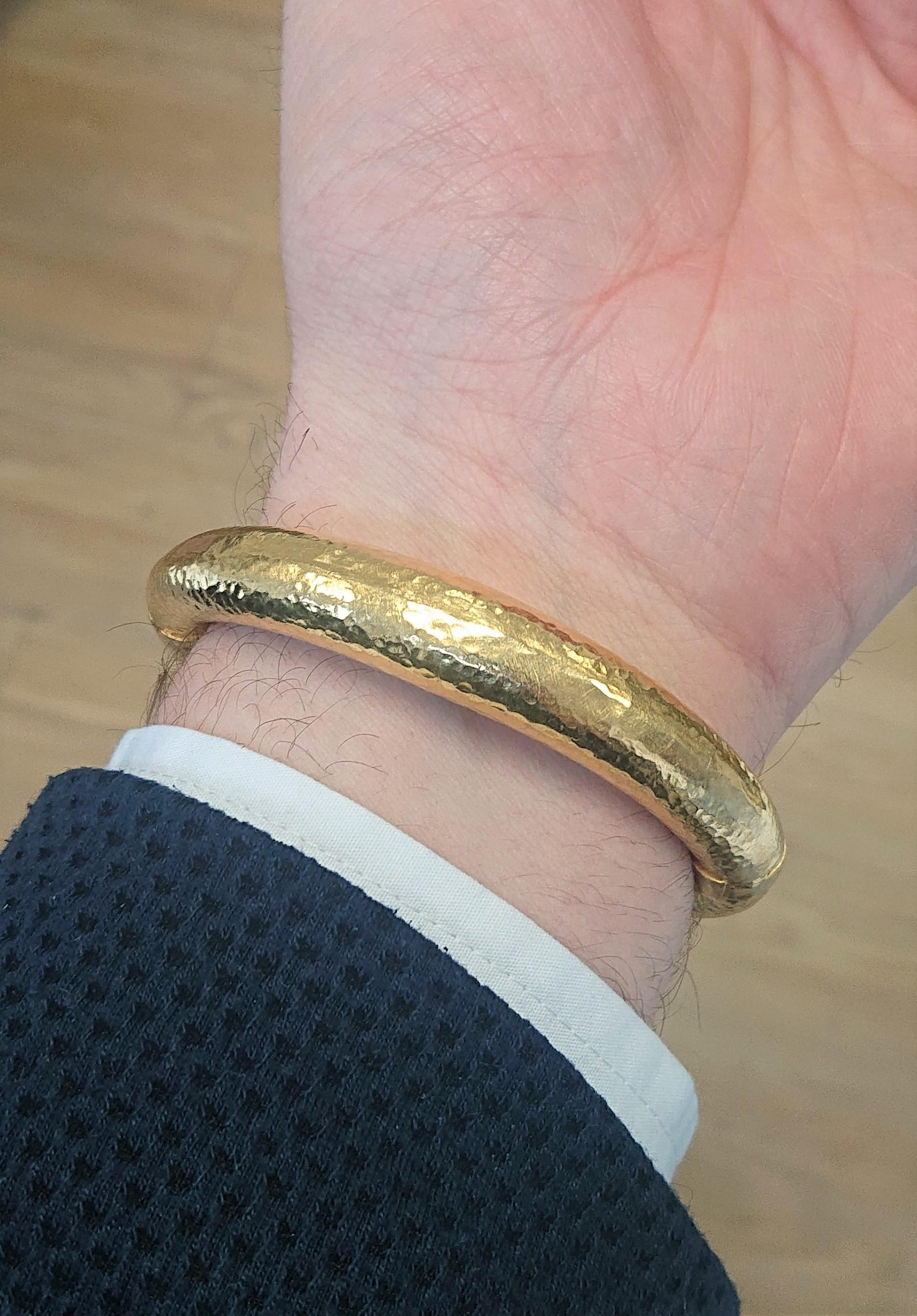 Women's or Men's Lalaounis 22 Carat Hammered Yellow Gold Double Hinged Bangle For Sale
