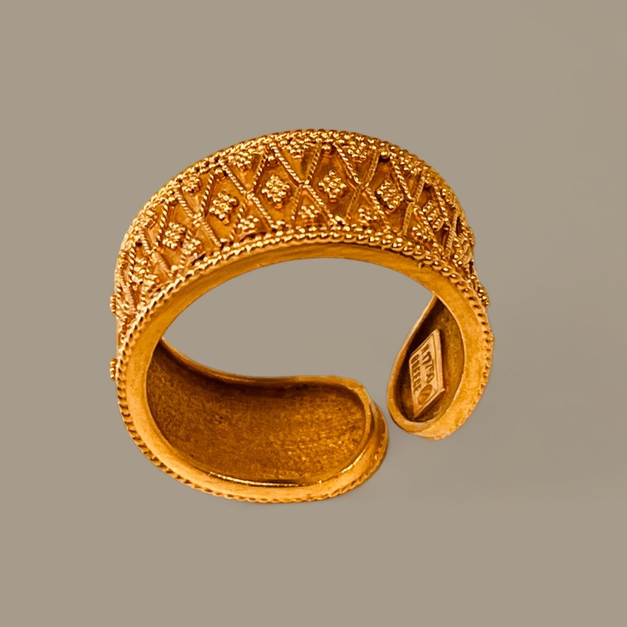 LALAOUNIS Bague à anneau ouvert en or 22 carats avec granulation de style hellénistique  en vente 13