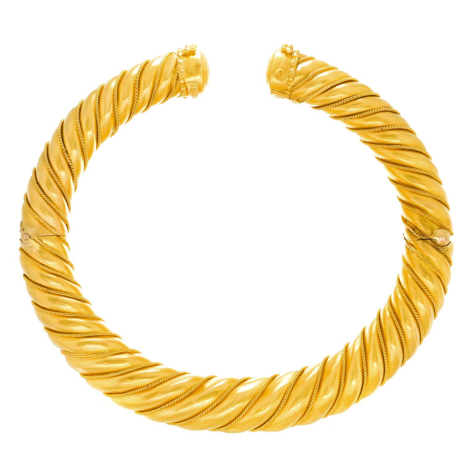 Lalaounis 22k Gold Bracelet In Excellent Condition For Sale In Litchfield, CT