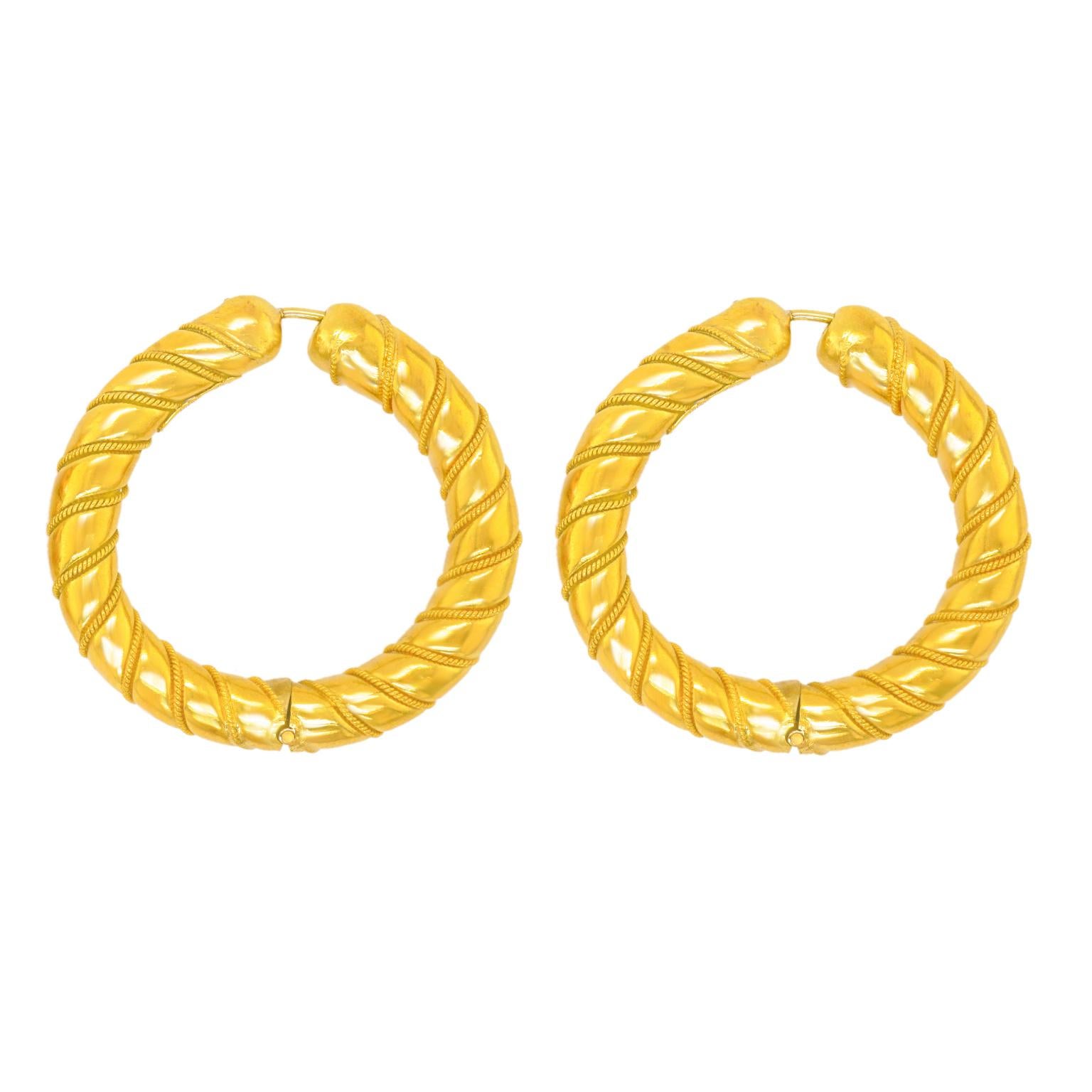 Lalaounis 22k Gold Hoop Earrings In Good Condition In Litchfield, CT