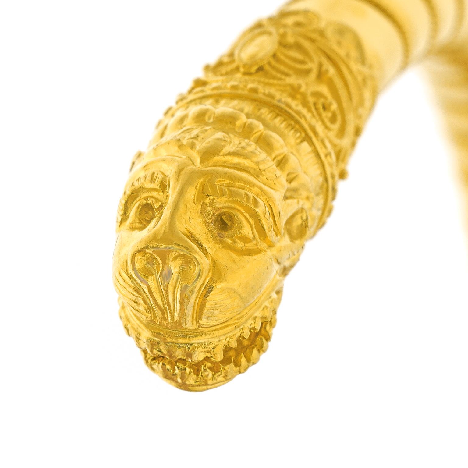 Lalaounis 22k Lion's Head Necklace For Sale 2