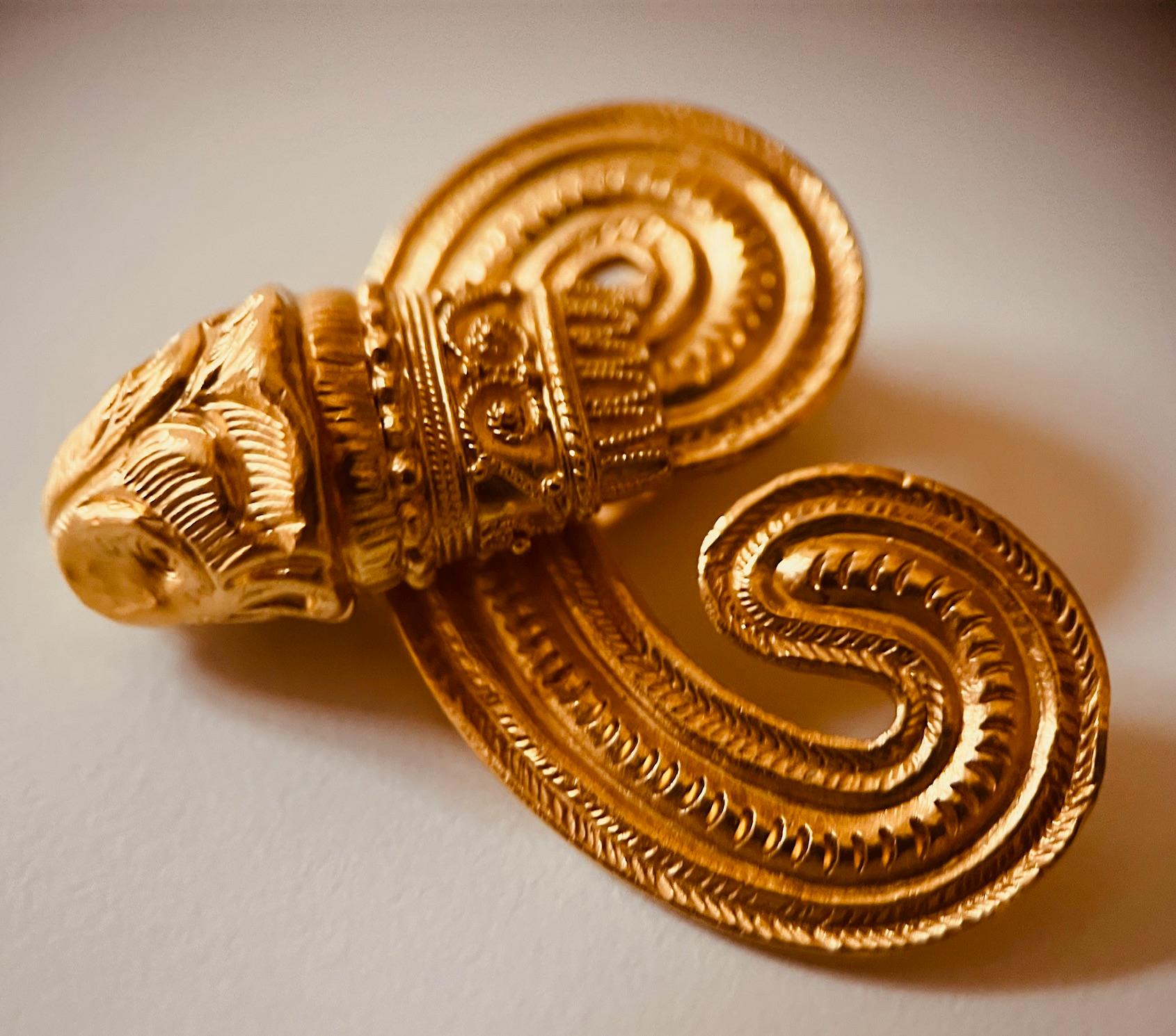 LALAOUNIS - A Pair Of 22ctS Yellow Gold C- scroll Lion-head Ear Clips. For Sale 3