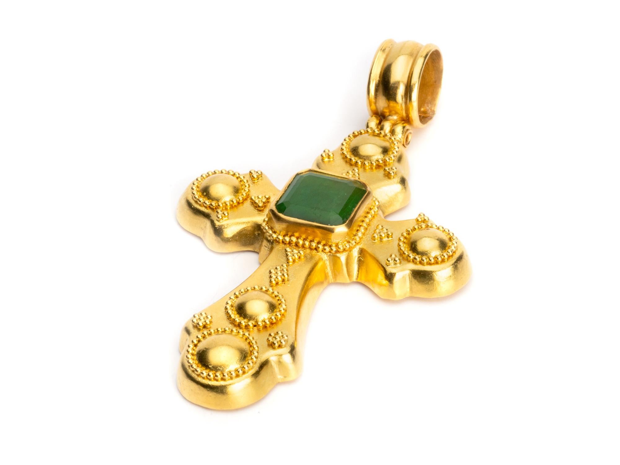 Lalaounis Smaragd-Kreuz-Anhänger im Zustand „Gut“ im Angebot in San Antonio, TX