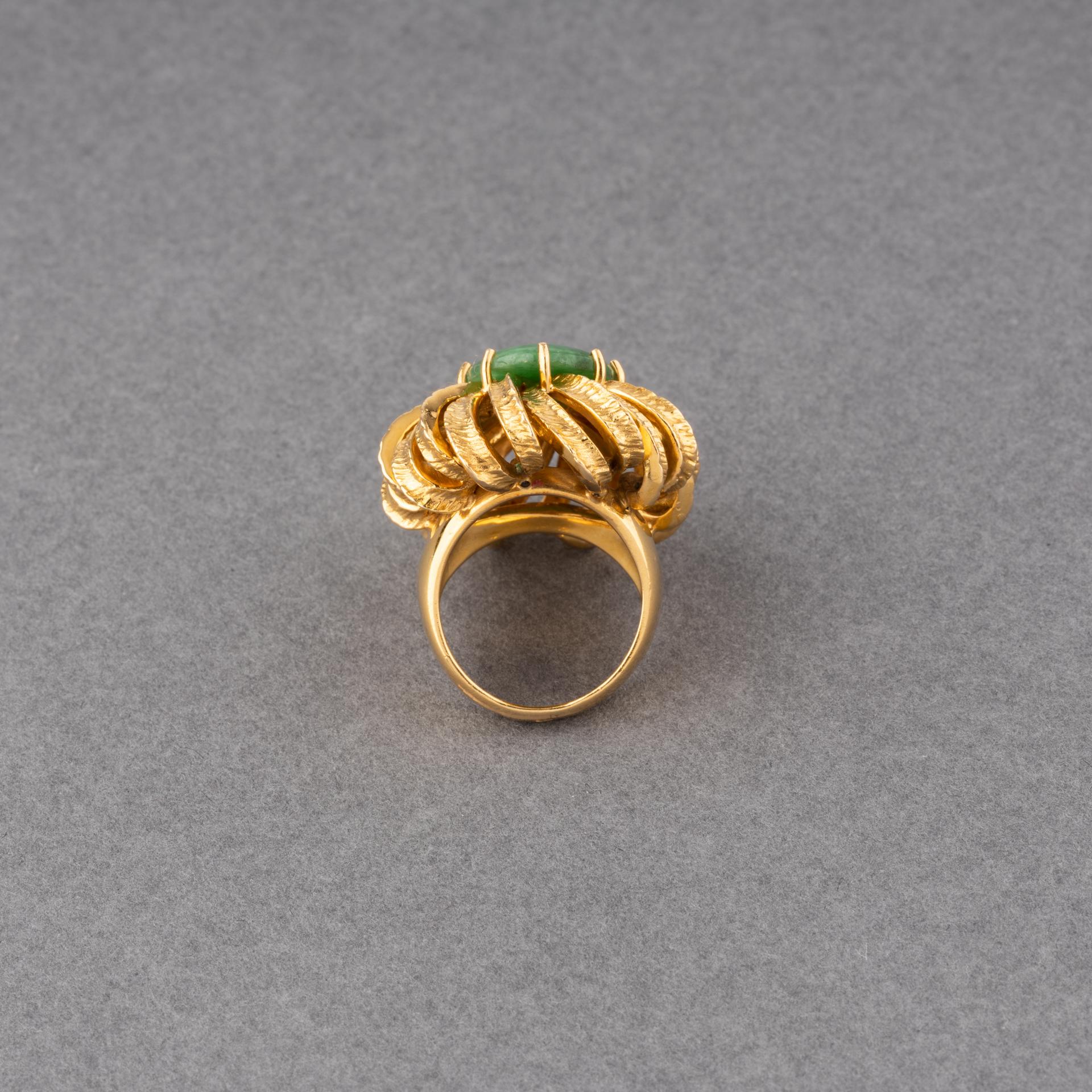Women's Lalaounis Gold and Jade Vintage Ring For Sale