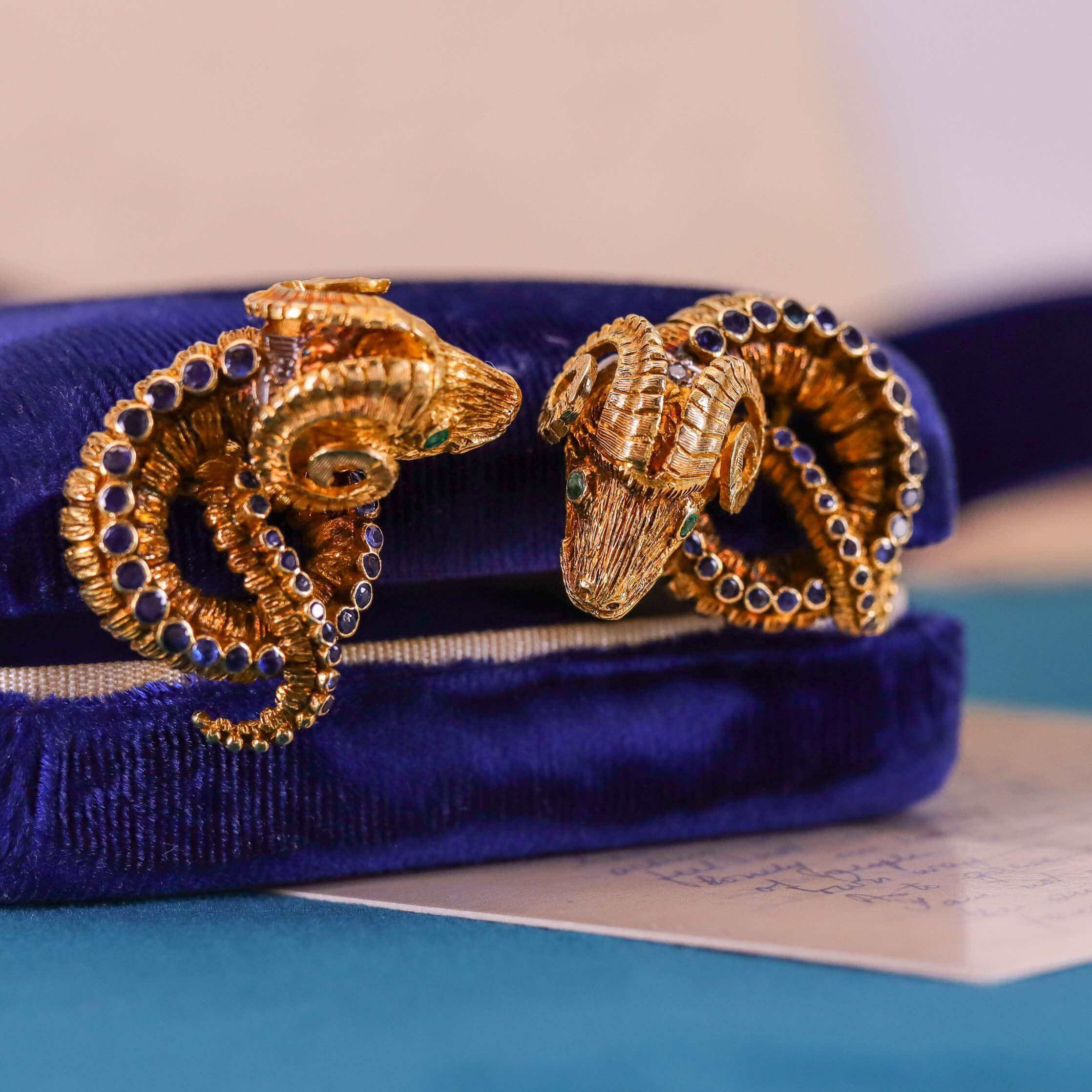 Orecchini a testa di montone in oro 18k di Lalaounis Grecia in vendita 2