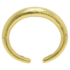 LALAoUNIS Hammered Bangle 18k Yellow Gold Cuff Bracelet Vintage