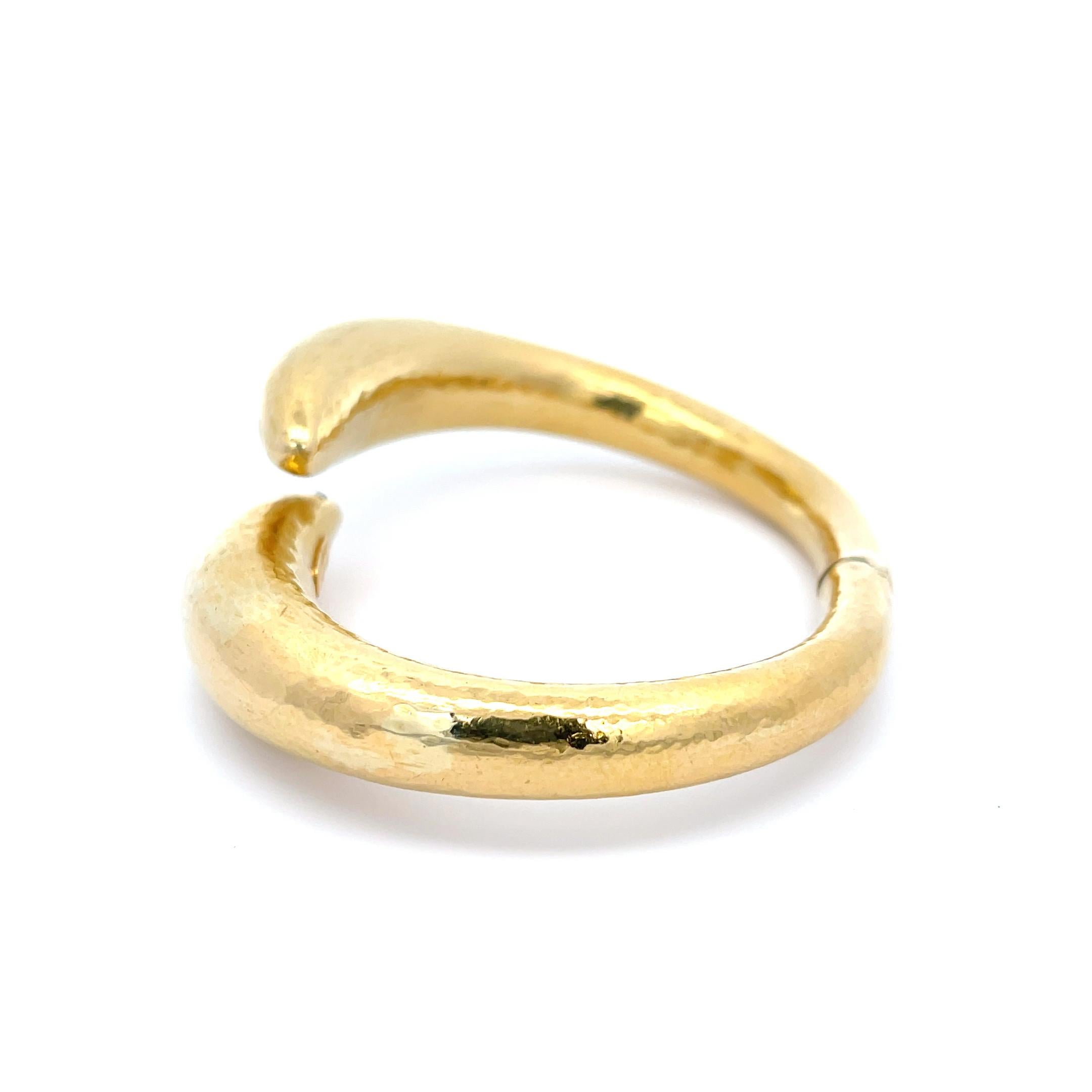 Lalaounis Bracelet manchette à charnières en or jaune 22 carats Pour femmes en vente