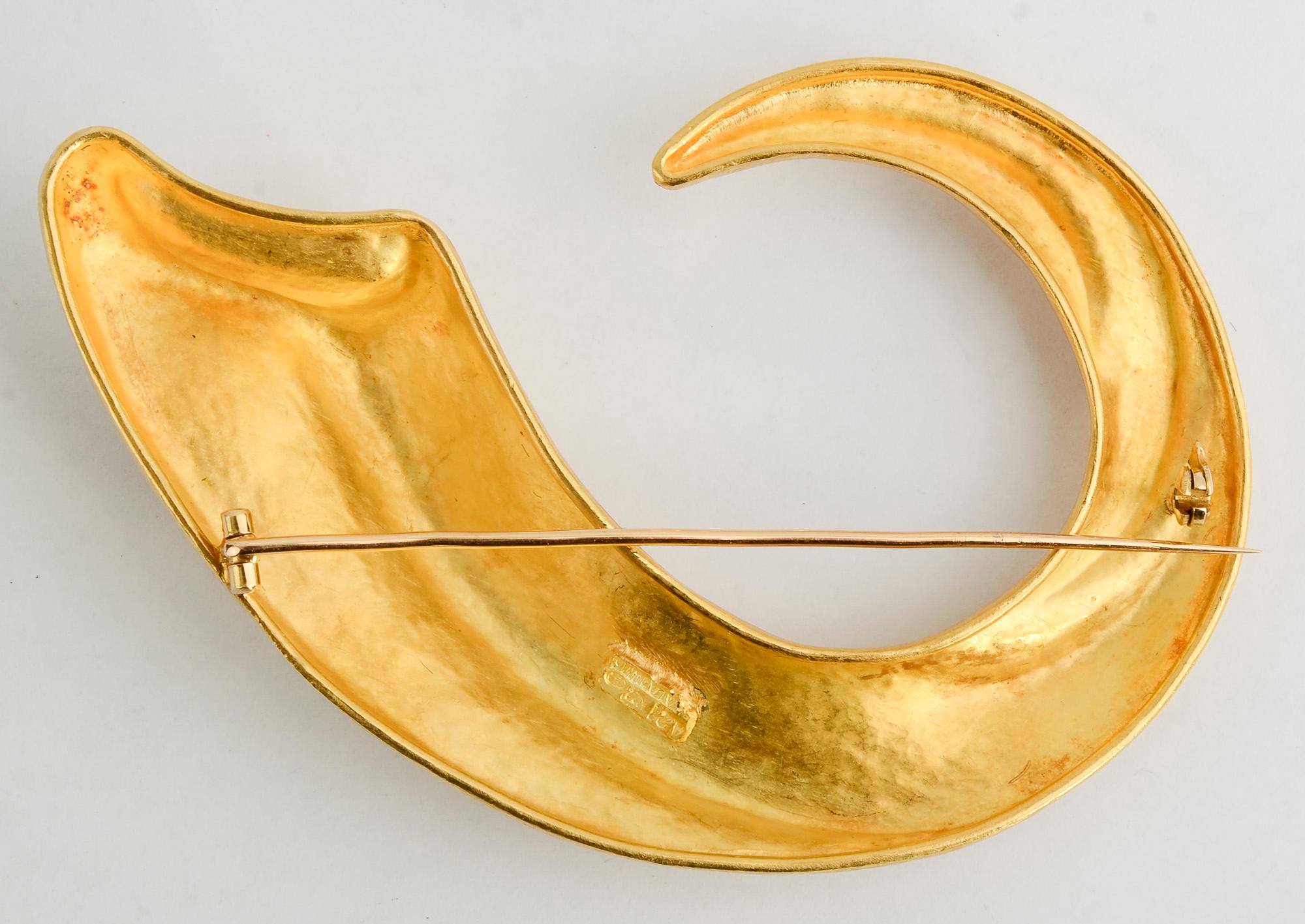 Contemporary Lalaounis Large Gold Brooch