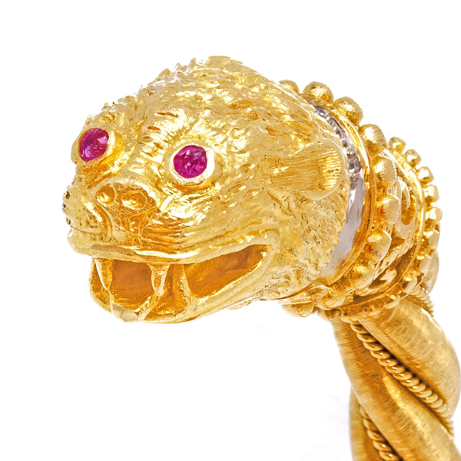 Lalaounis Bracelet tête de lion en rubis et diamants en vente 6