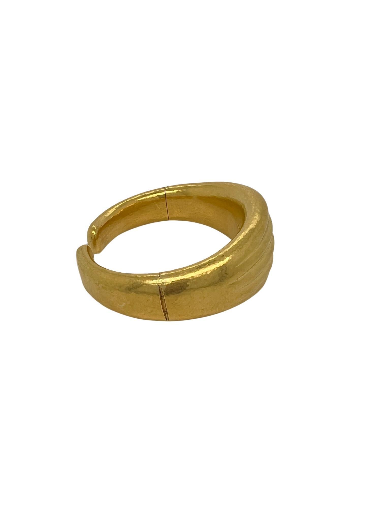 Bracelet manchette Vintage Lalaounis en or jaune 18k Excellent état - En vente à New York, NY