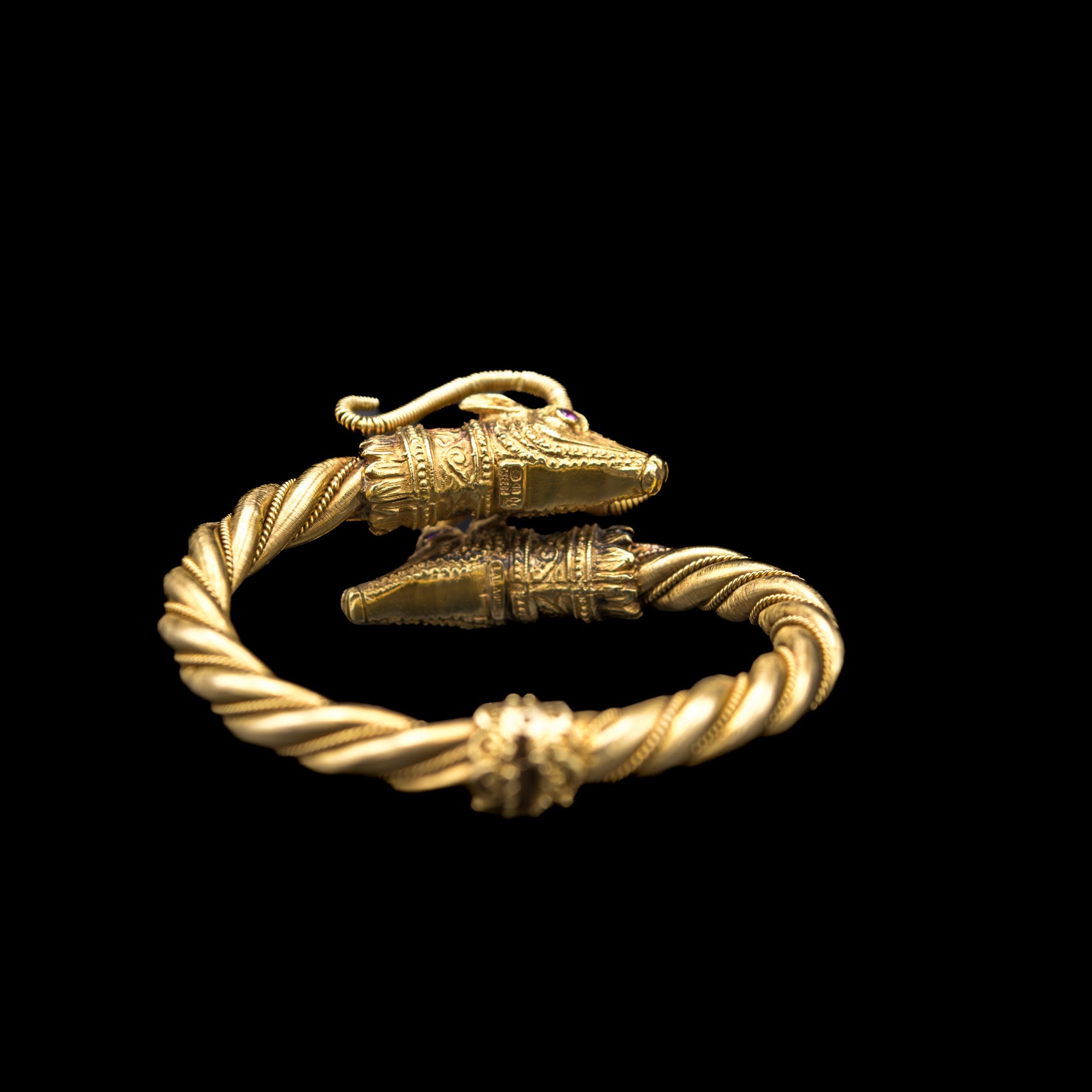 Lalaounis Vintage Double Ram's Head Ruby Bangle Bracelet 18K Yellow Gold 1970s 7
