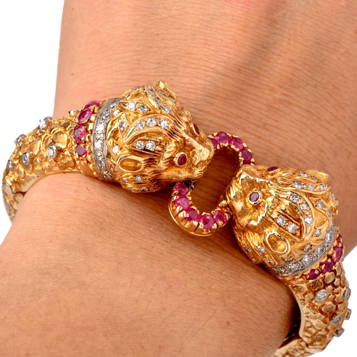 Retro Lalaounis Vintage Greek Revival Ruby Gold Lion Bangle Bracelet For Sale