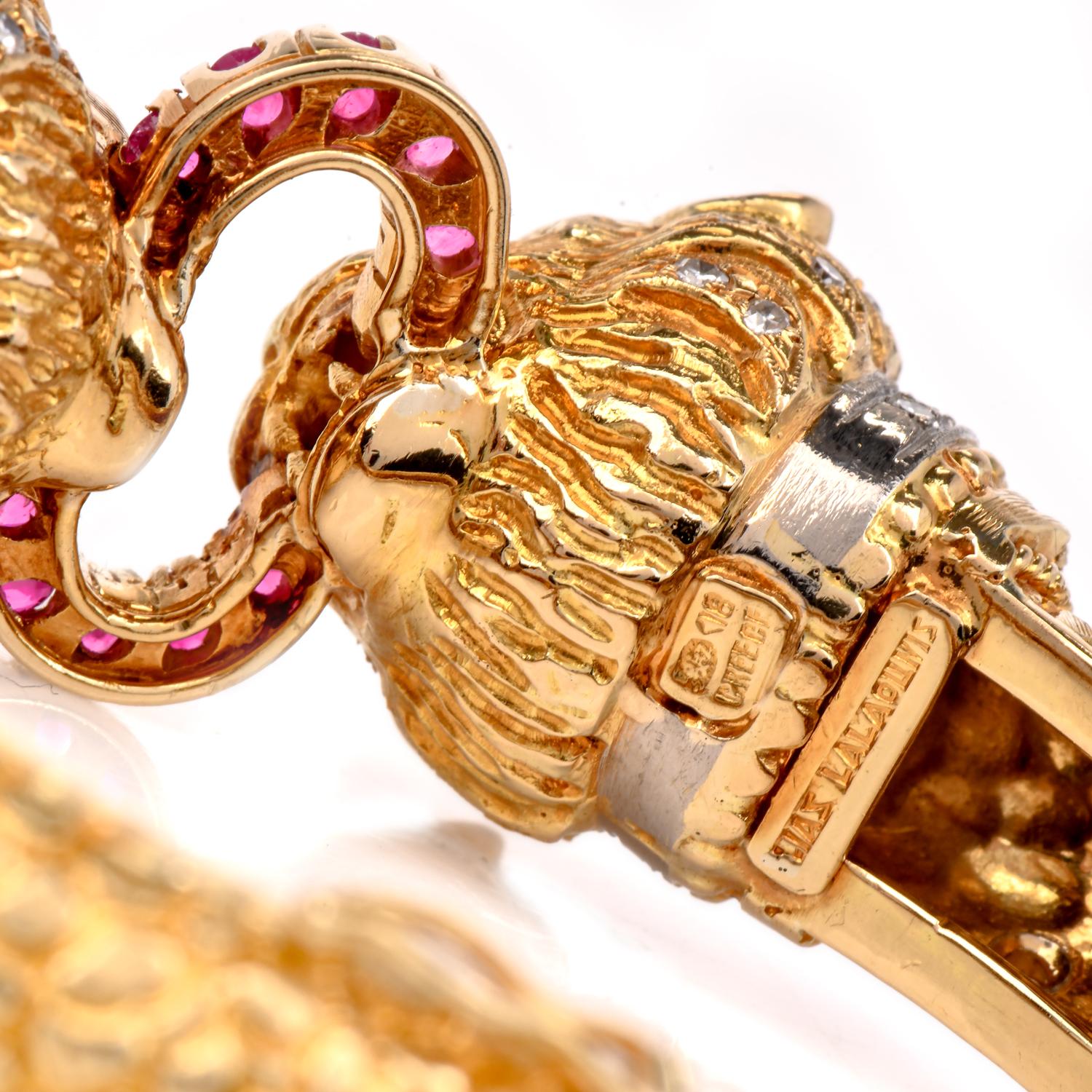 Lalaounis Vintage Greek Revival Ruby Gold Lion Bangle Bracelet In Excellent Condition For Sale In Miami, FL