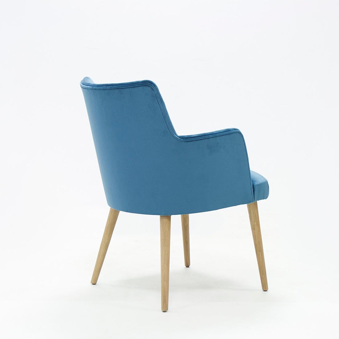 Lalia-Stuhl mit blauem Samt (Handgefertigt) im Angebot