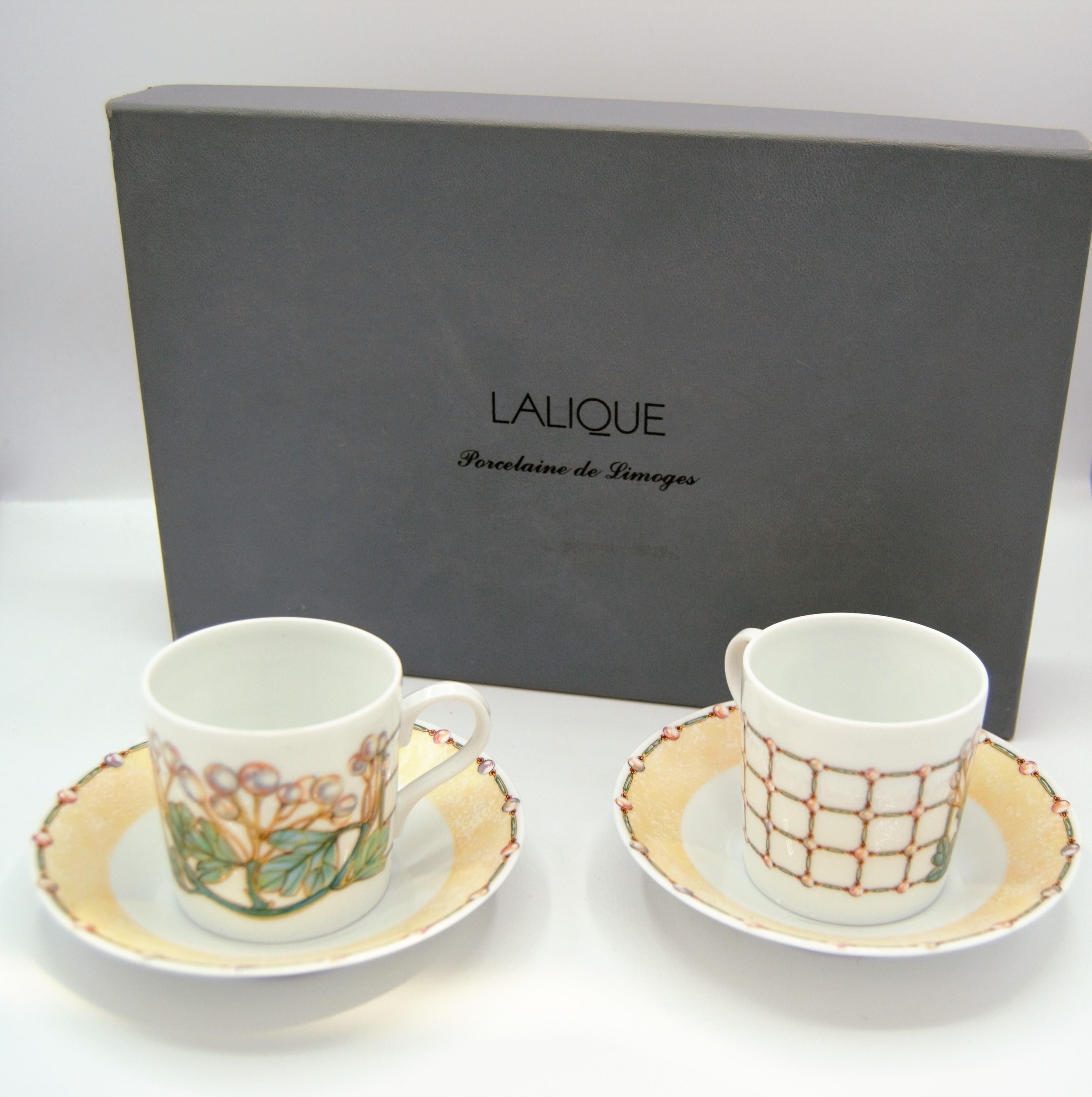 Lalique, 6 Cups and Saucers 