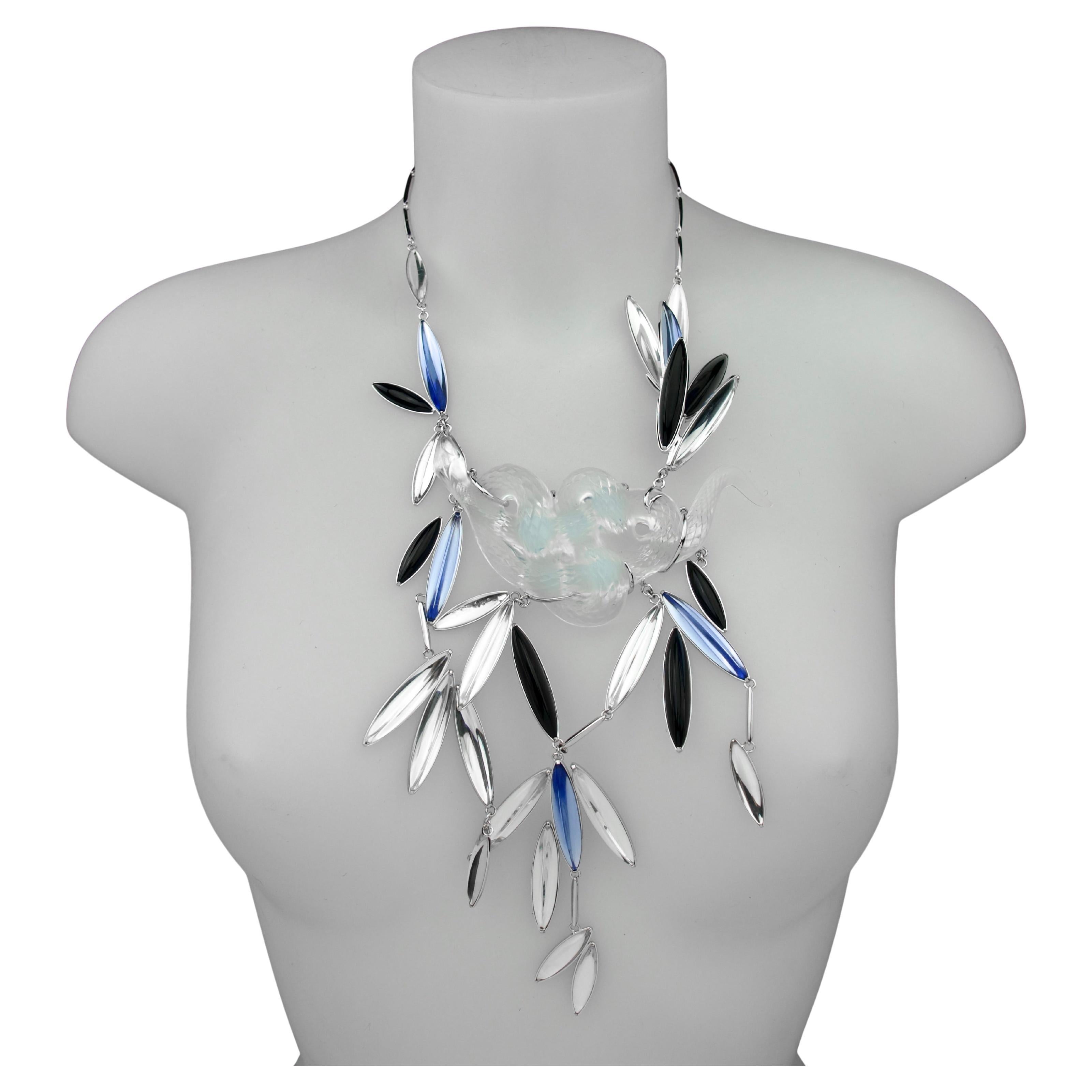 Lalique, Collana a bavaglino in argento 925 "Fleur Éclat", Francia 2000