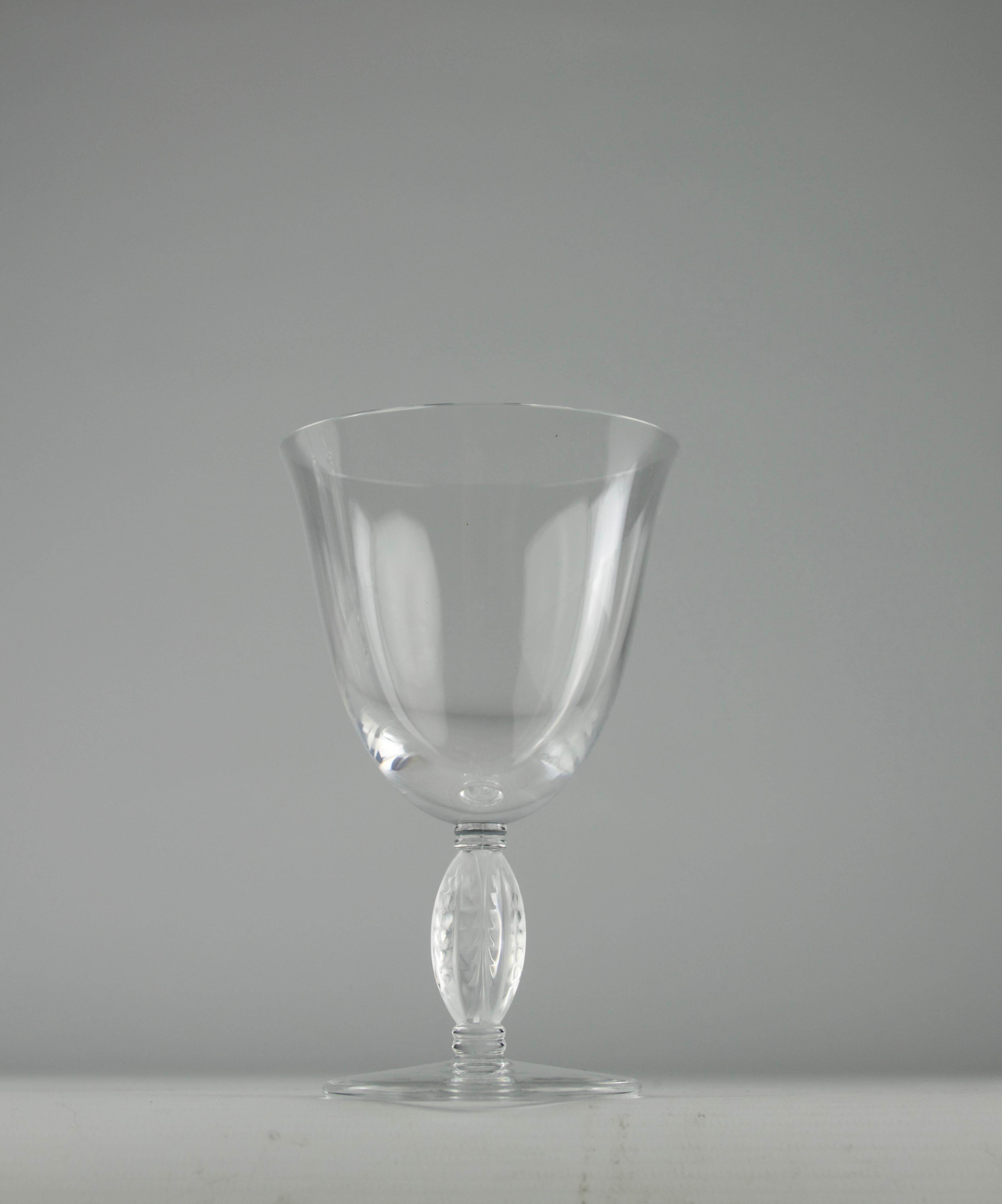 French Lalique After René Lalique, Six Fontainebleau Red Wine Glasses, France 1950s For Sale