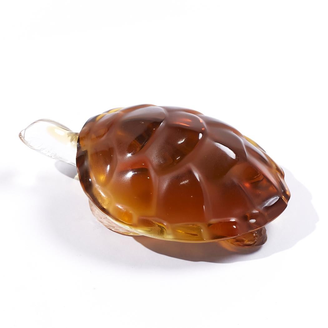 Lalique Amber-Colored Glass Turtle In Good Condition For Sale In Countryside, IL