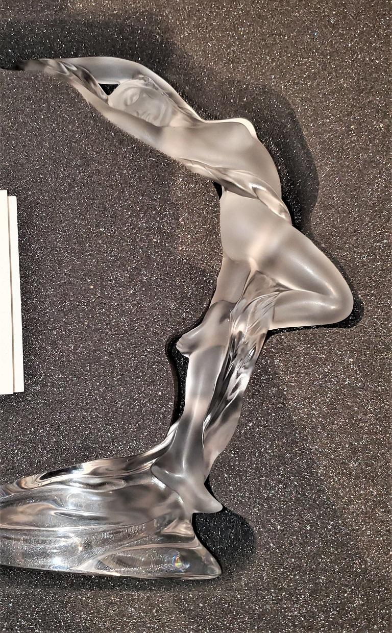 Lalique Arms Up Acrobat Nude Figure In Excellent Condition In Dallas, TX