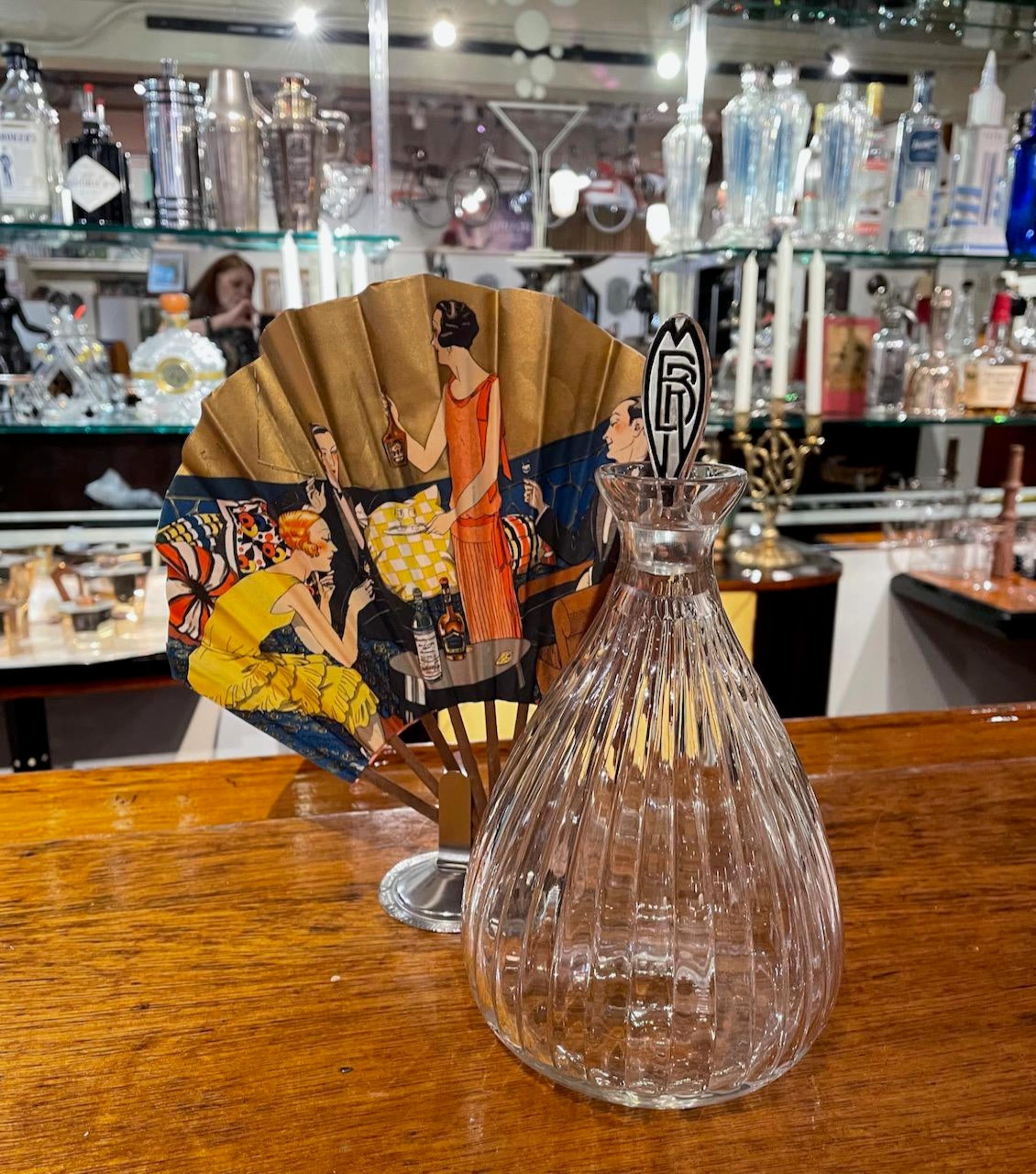 Lalique Art Deco-Dekanter für Marie Brizard Liqueur, Art déco im Angebot 1