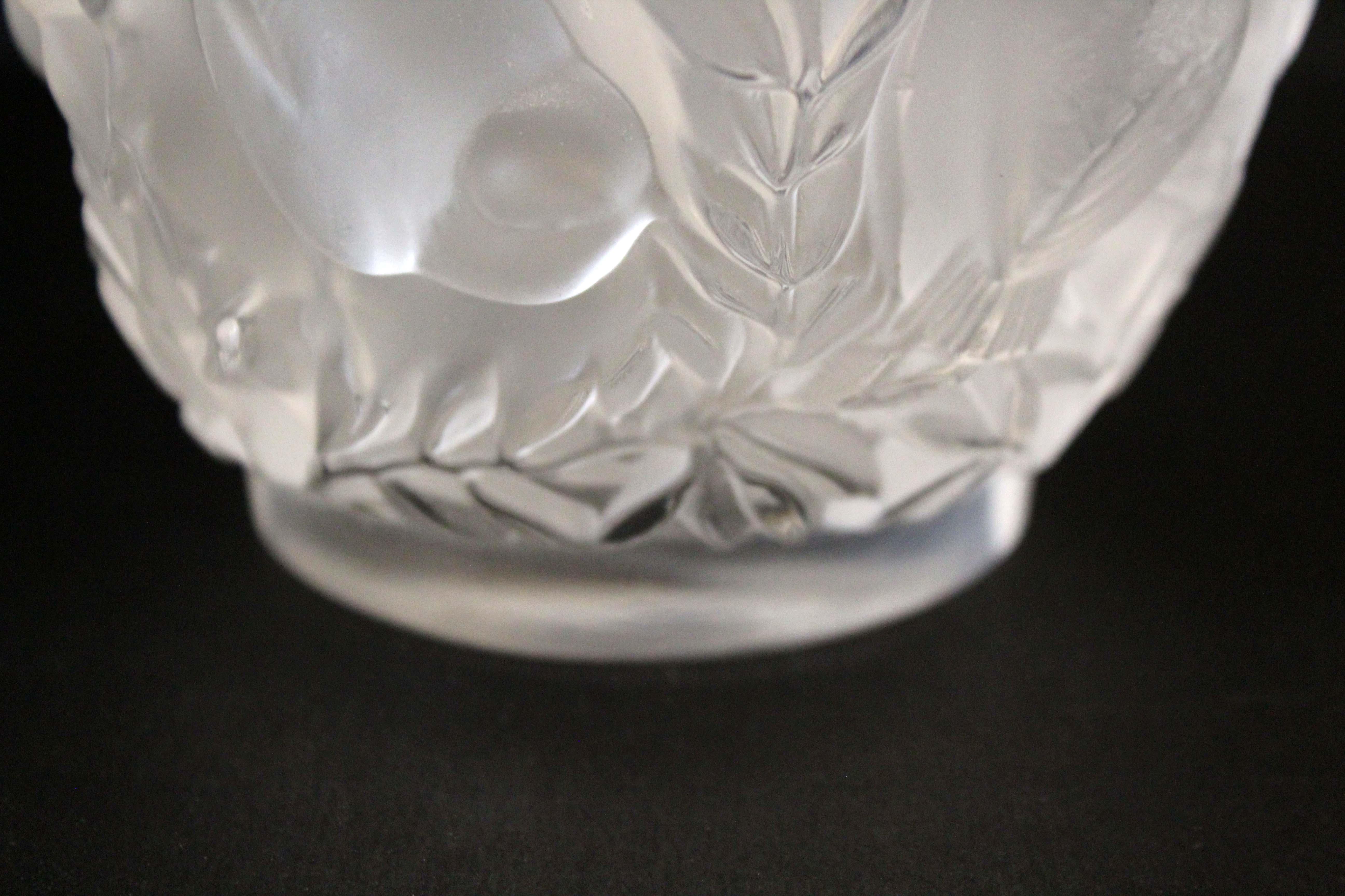 Lalique Bagatelle Clear Crystal Vase Fauna, Flora, & Birds 2