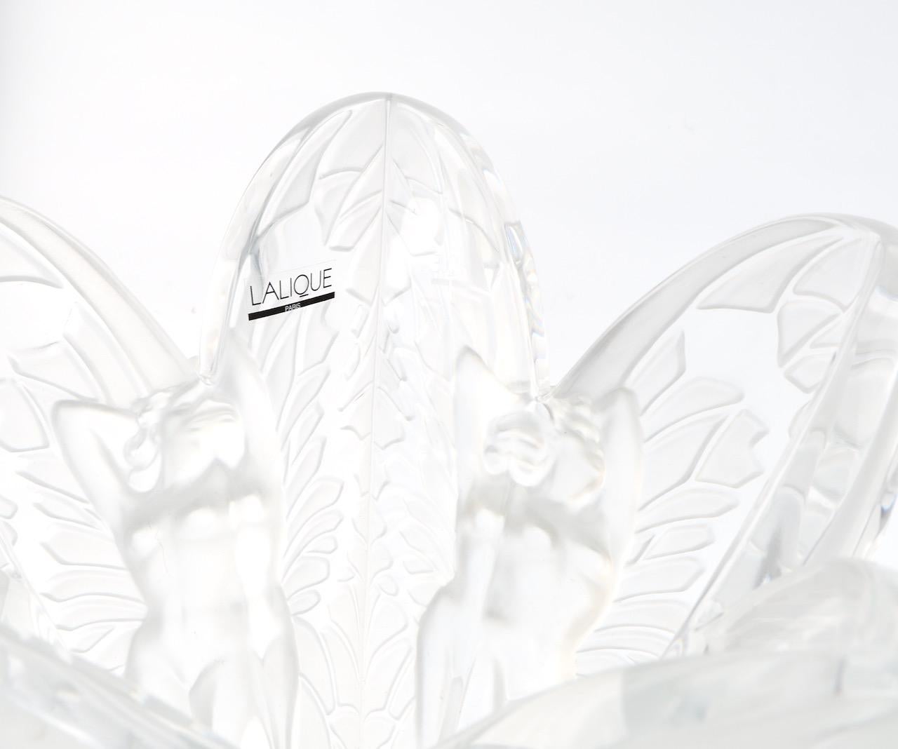 XXIe siècle et contemporain Vase Chrysalide Lalique en cristal clair et dépoli en vente
