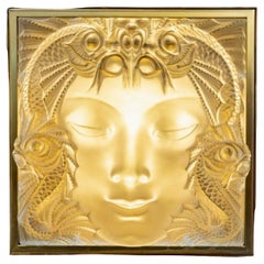 Decorative Cube “Woman's Mask”