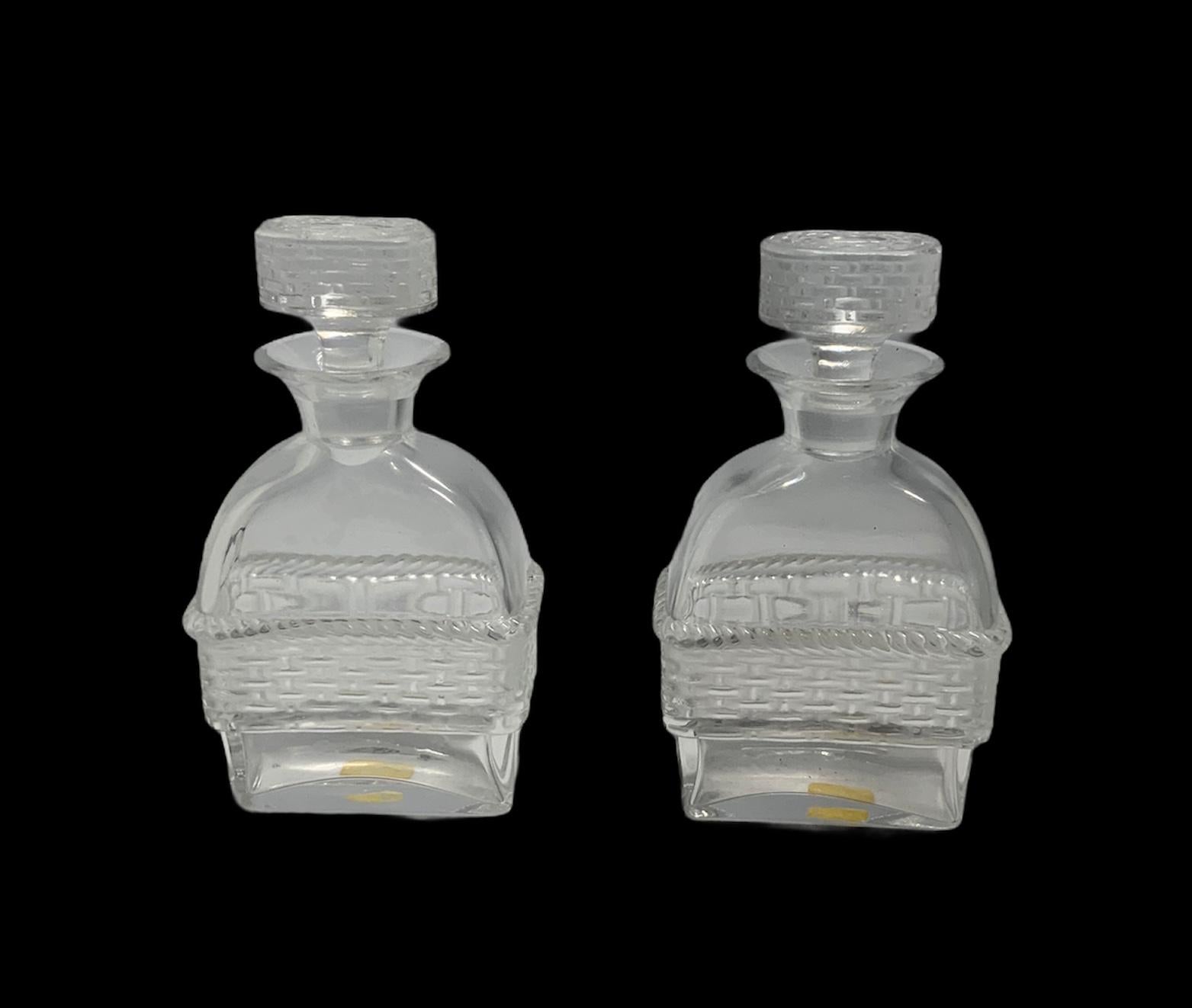 Lalique Crystal Bangkok Oil and Vinegar Cruet Set For Sale 4