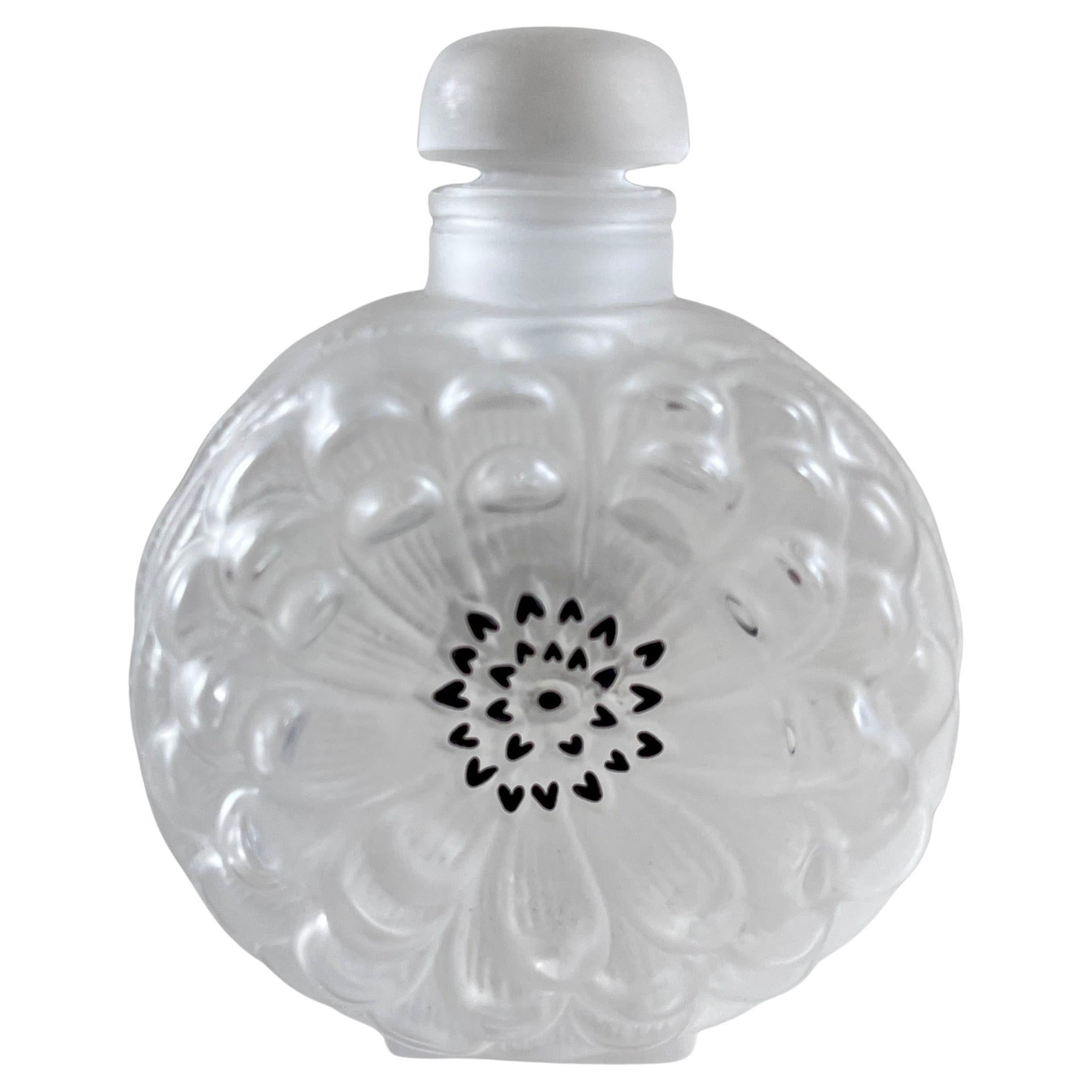 How can I tell if my glass is Lalique?