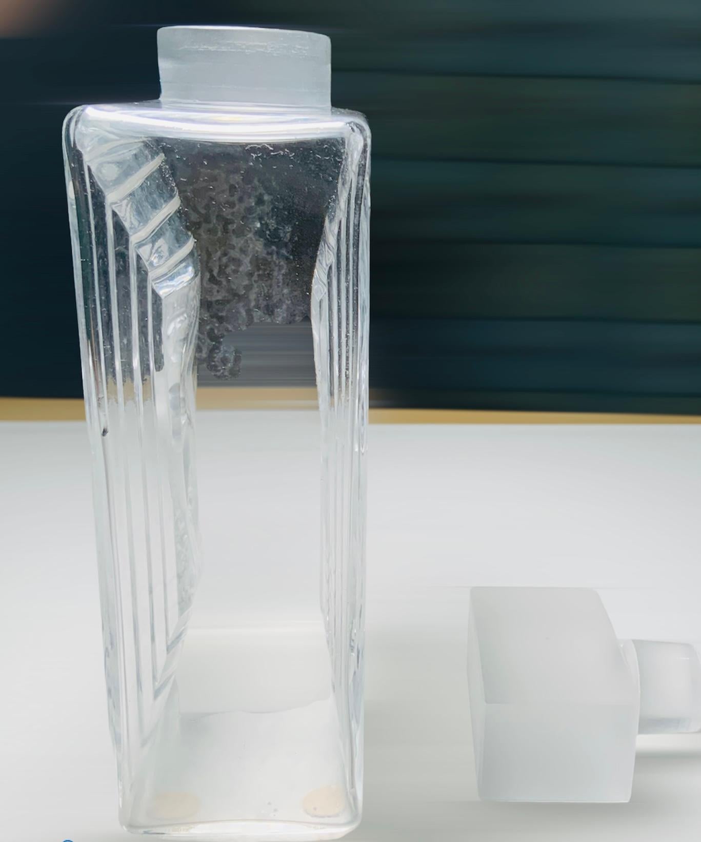 Art déco Flacon de parfum Duncan n°3 en cristal Lalique en vente