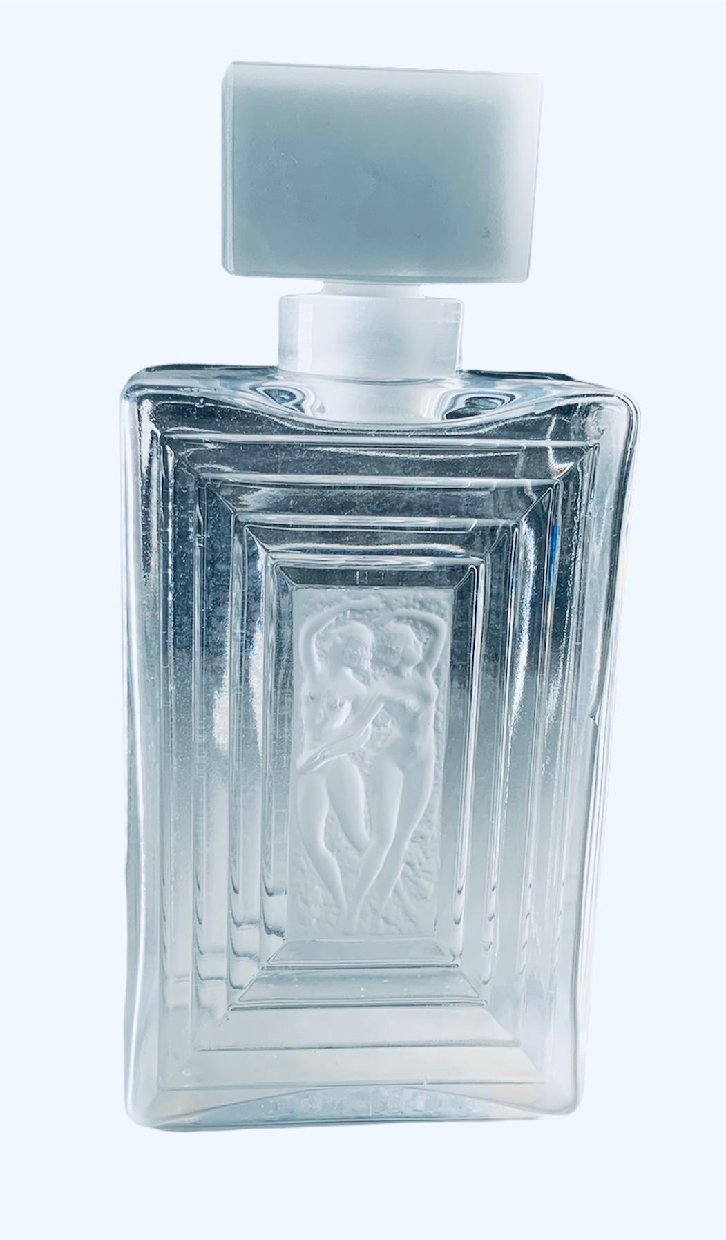 Français Flacon de parfum Duncan n°3 en cristal Lalique en vente
