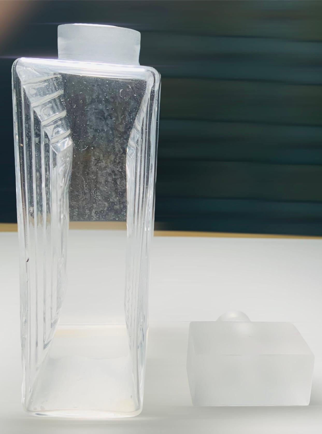 Moulé Flacon de parfum Duncan n°3 en cristal Lalique en vente