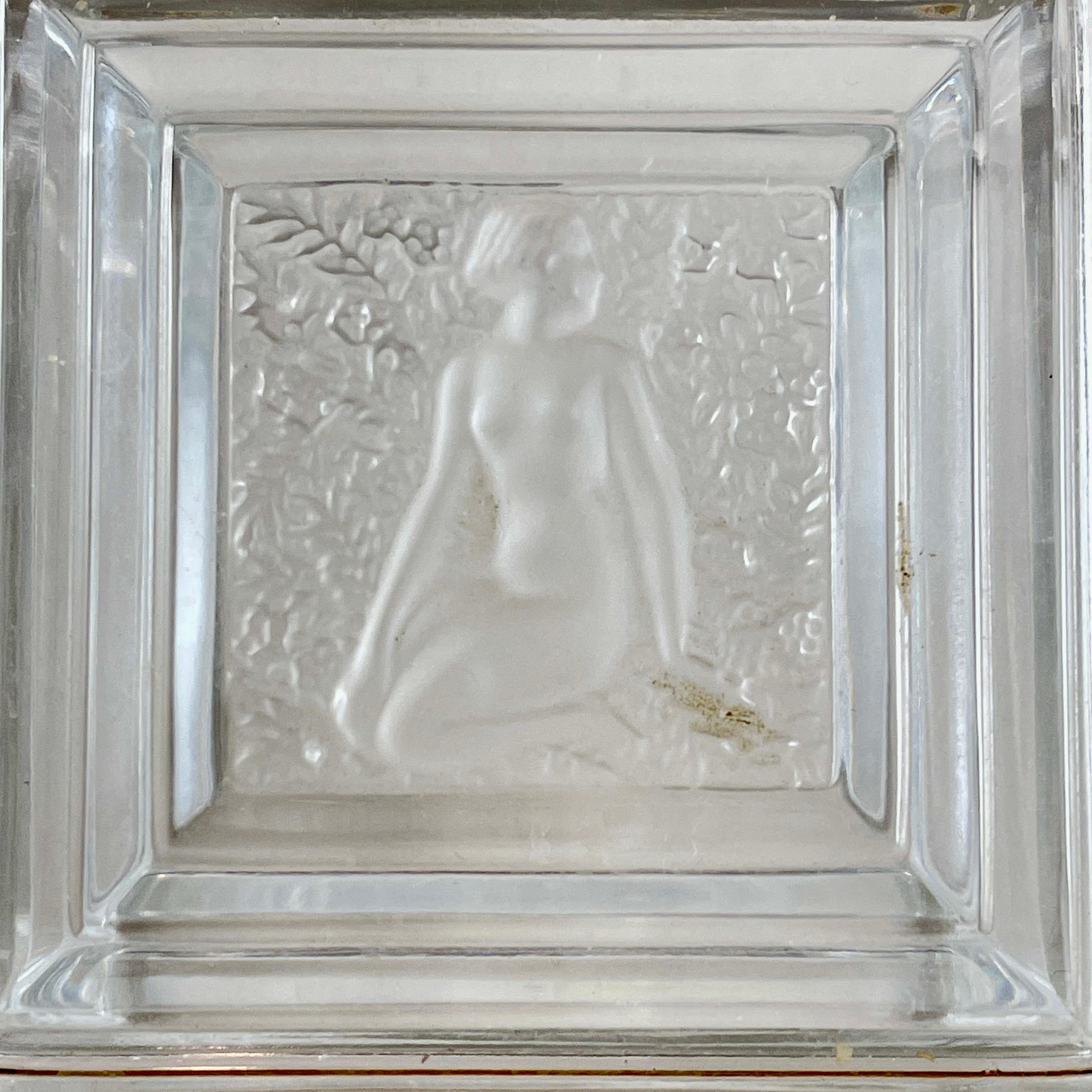 Art Nouveau Lalique Crystal ‘Duncan’ Square Trinket Box For Sale