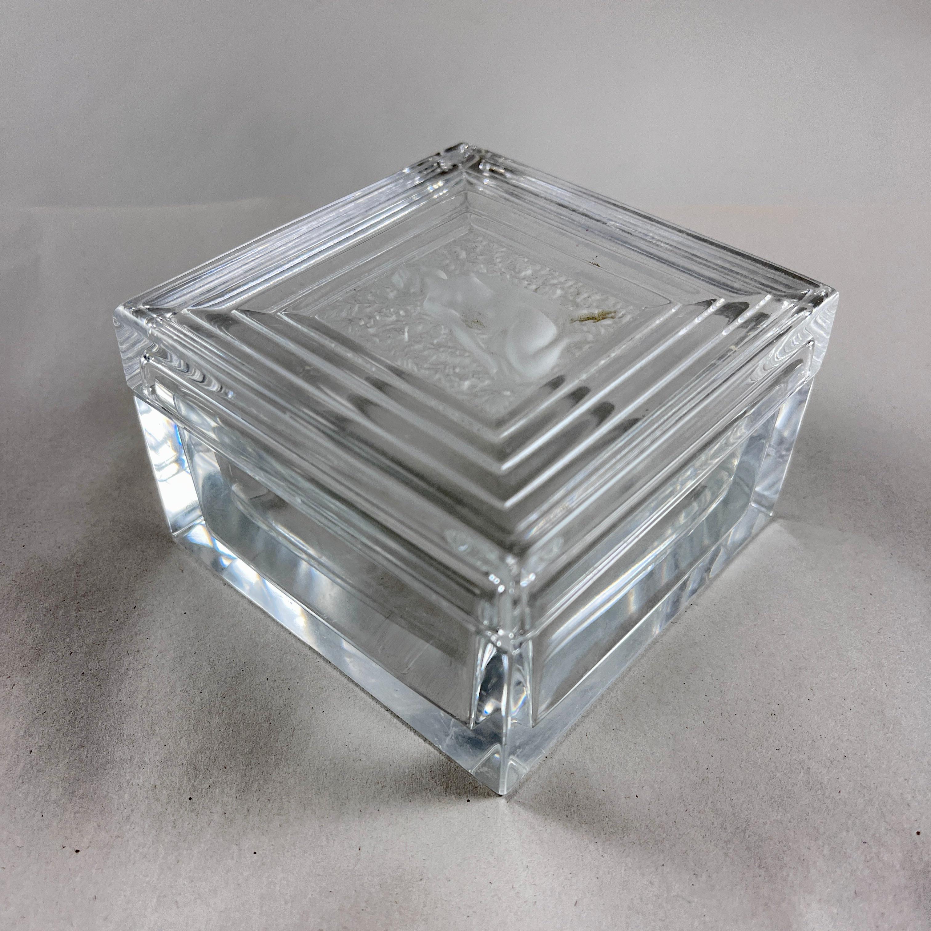 Molded Lalique Crystal ‘Duncan’ Square Trinket Box For Sale