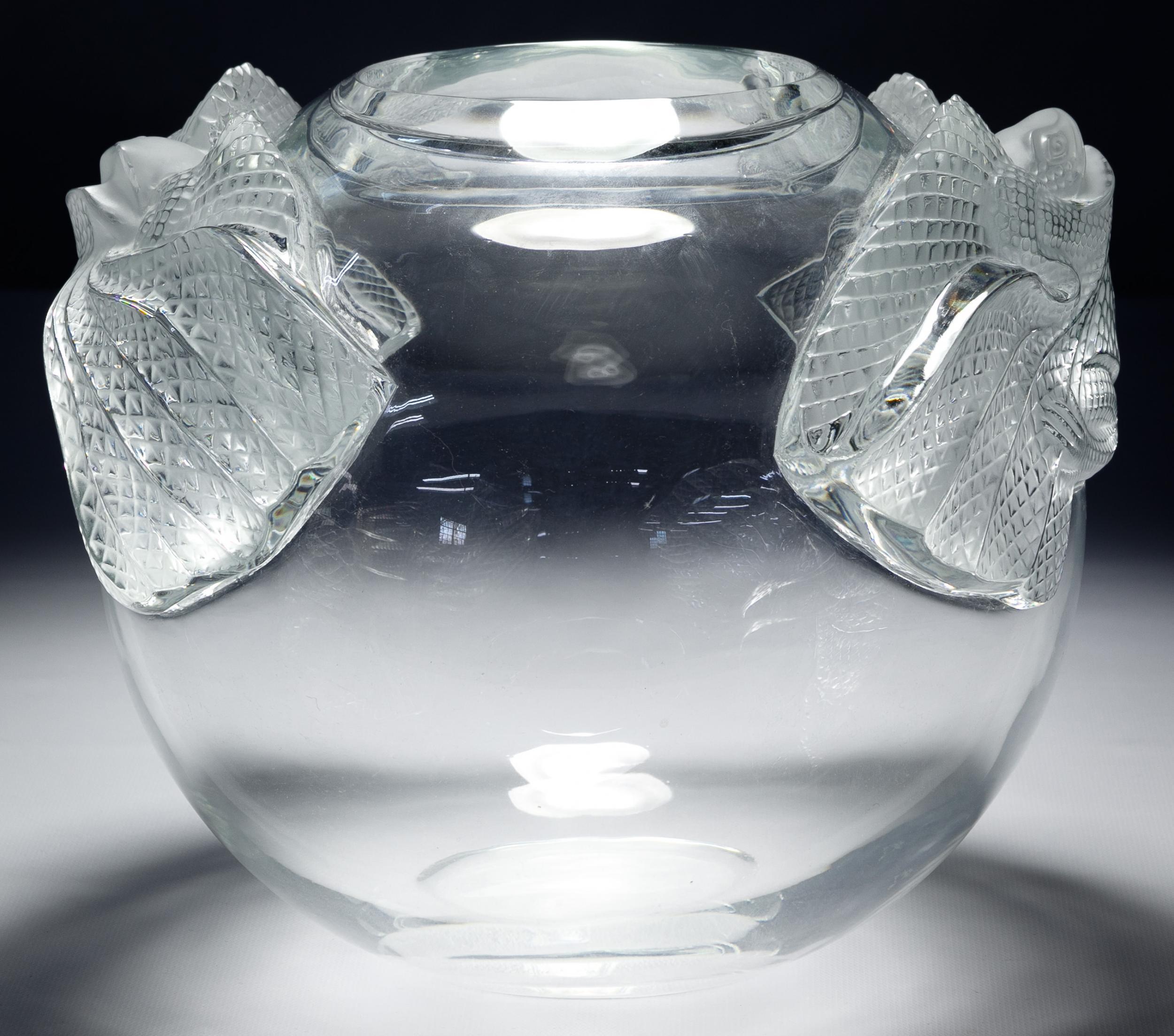 French Lalique Crystal 'Erimaki' Bowl, France, 1980s