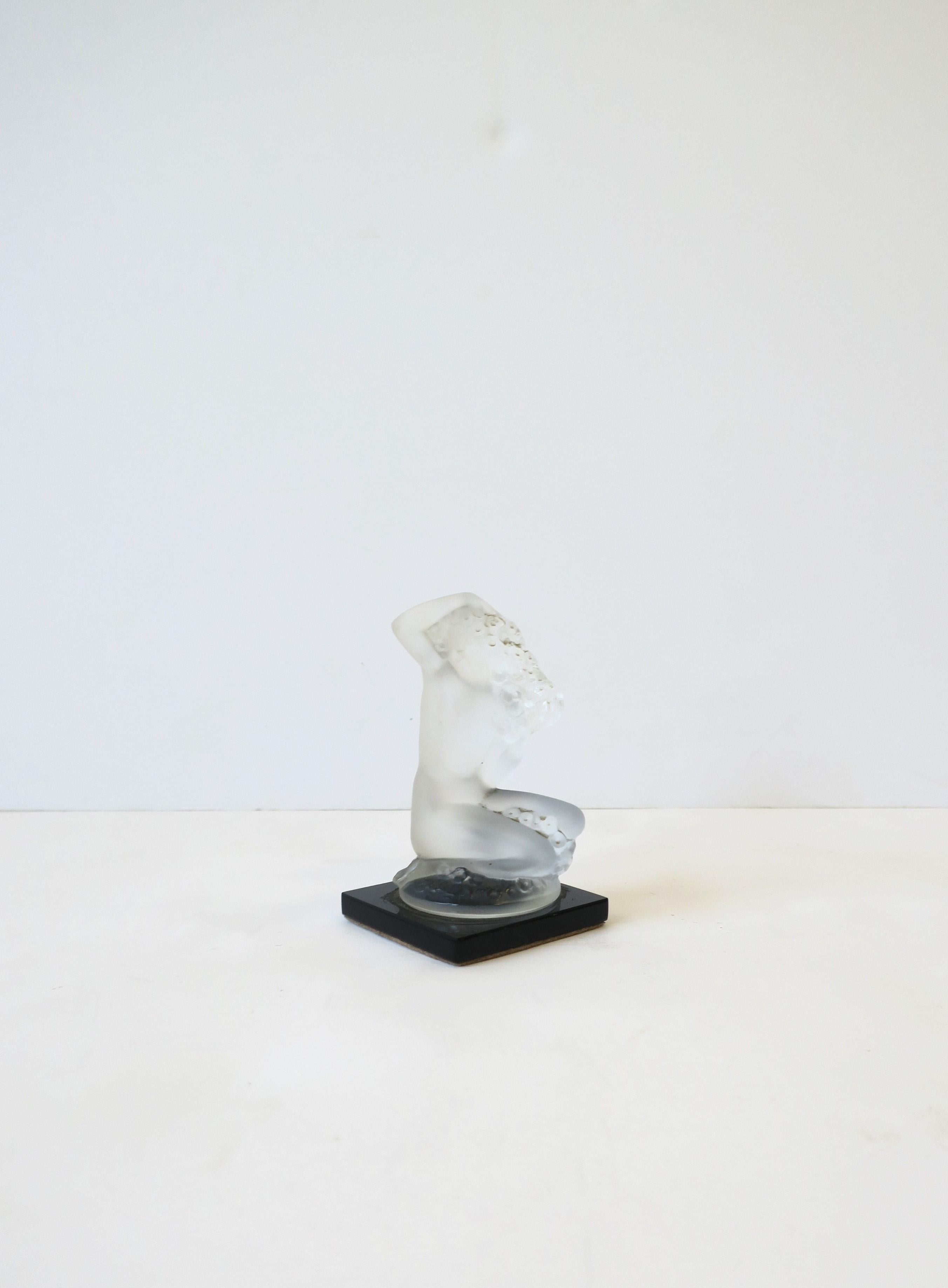 Lalique Crystal Female Figurative Sculpture, from Paris, France, circa 1970s For Sale 3