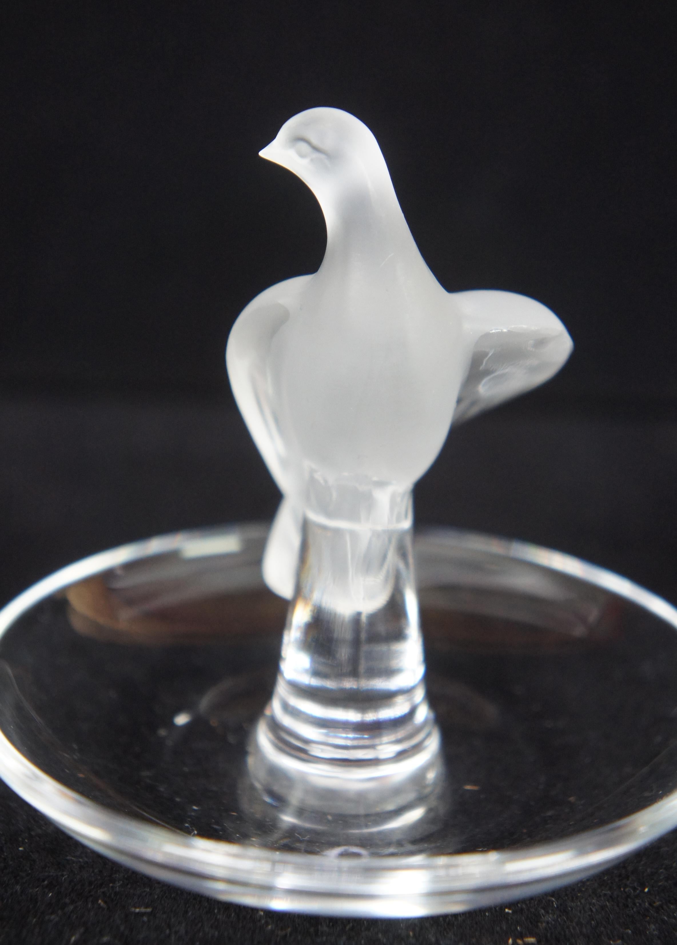 20th Century Lalique Crystal Frosted Glass Jewelry Ring Holder Dove Bird Peace Dish