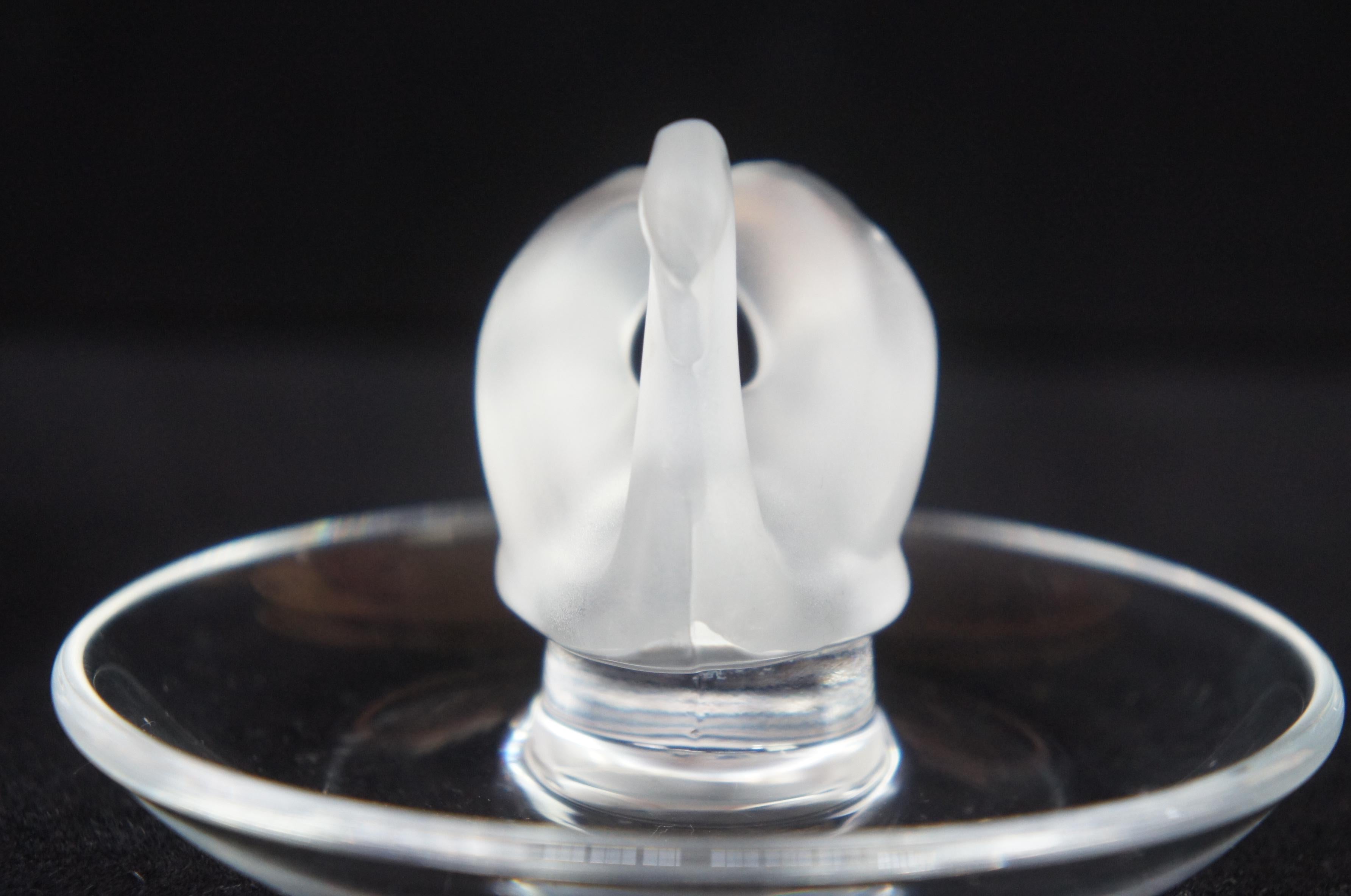 Lalique Crystal Frosted Glass Jewelry Trinket Ring Holder Swan Bird Dish In Good Condition In Dayton, OH