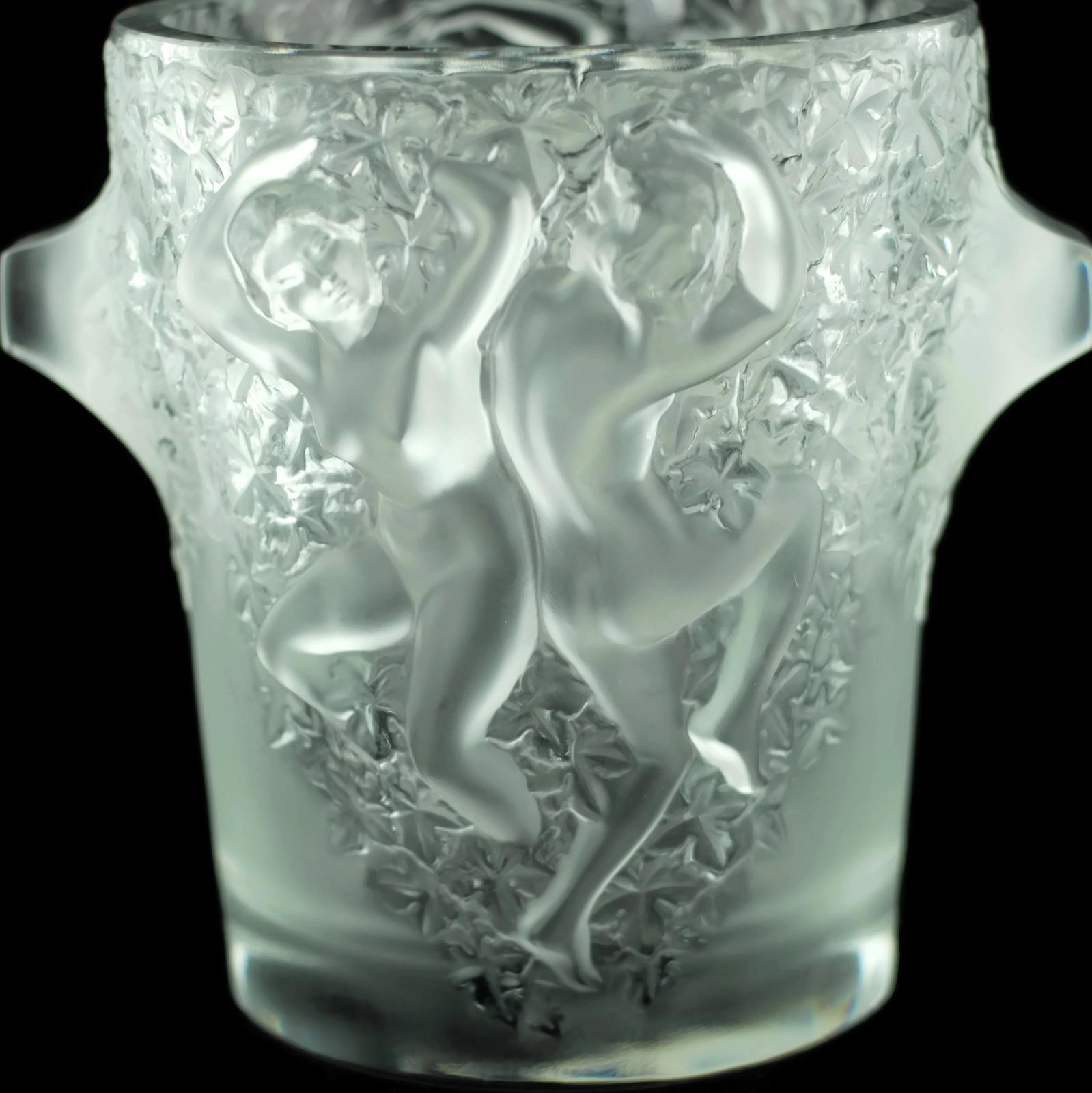 Français Seau à glace Ganymède en cristal de Lalique pour le champagne