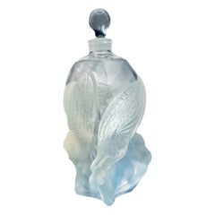 Flacon de parfum Factice Les Elfes en cristal de Lalique